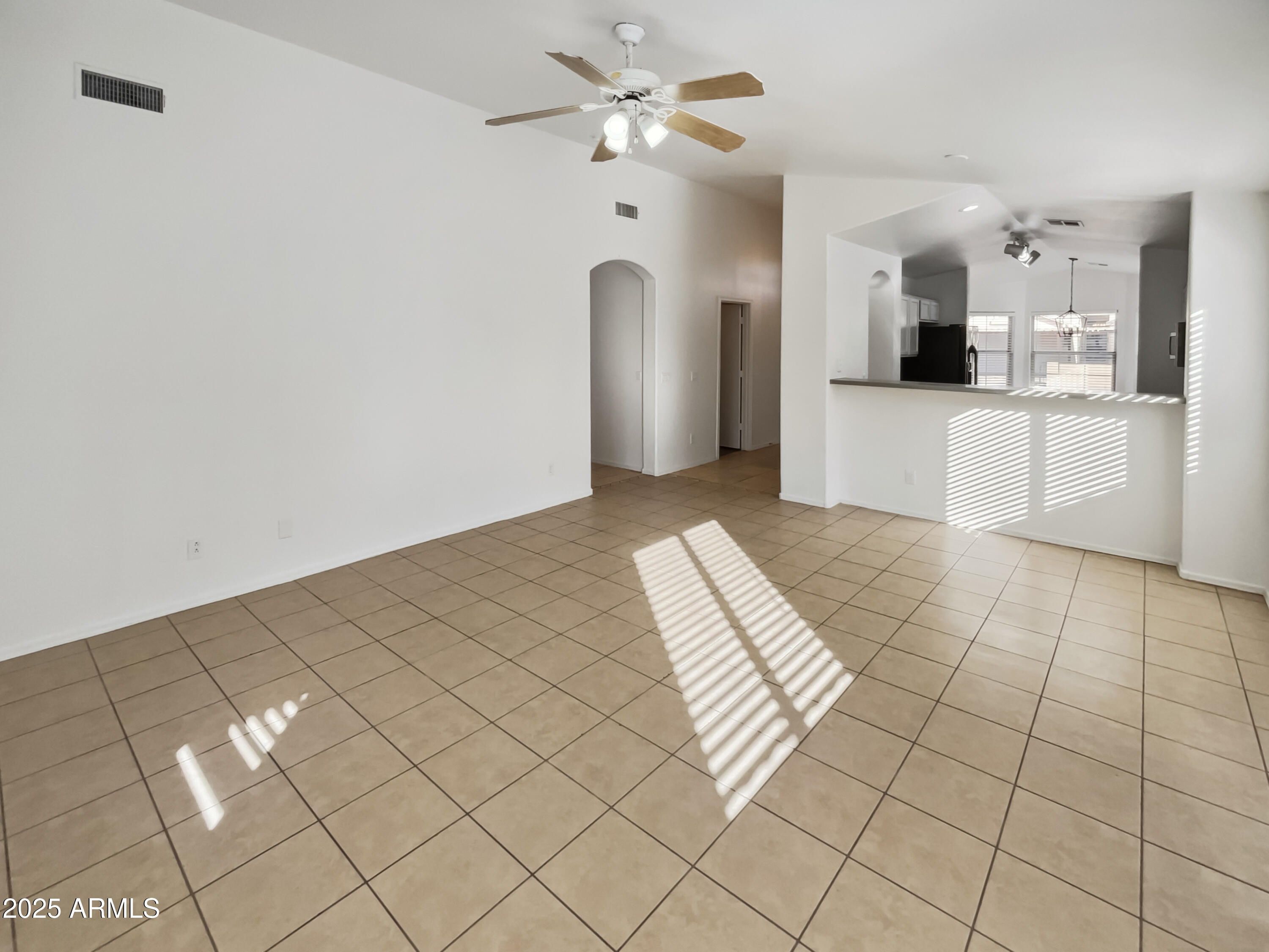 9023 W Hubbell Street Property Photo 18