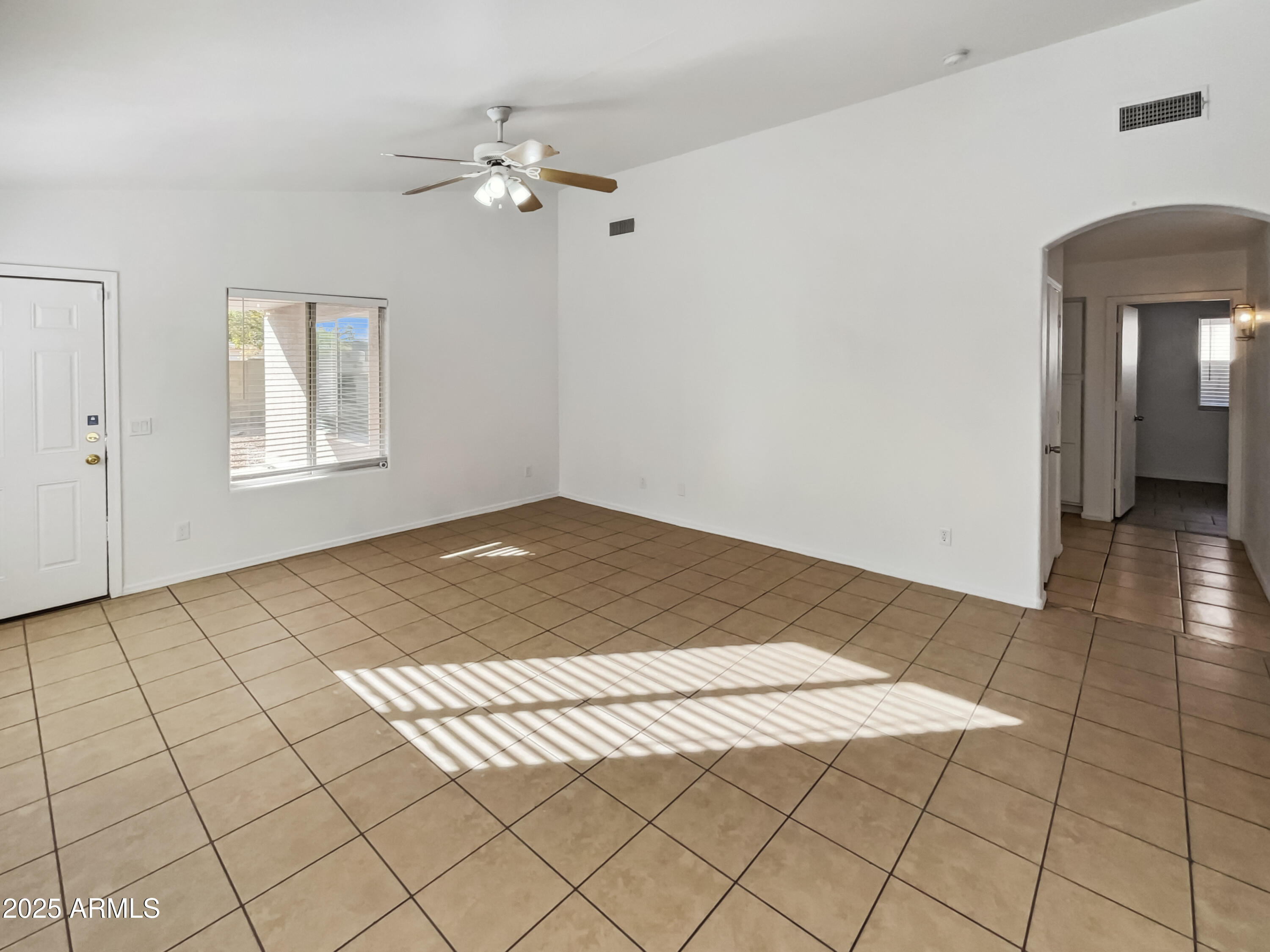 9023 W Hubbell Street Property Photo 19