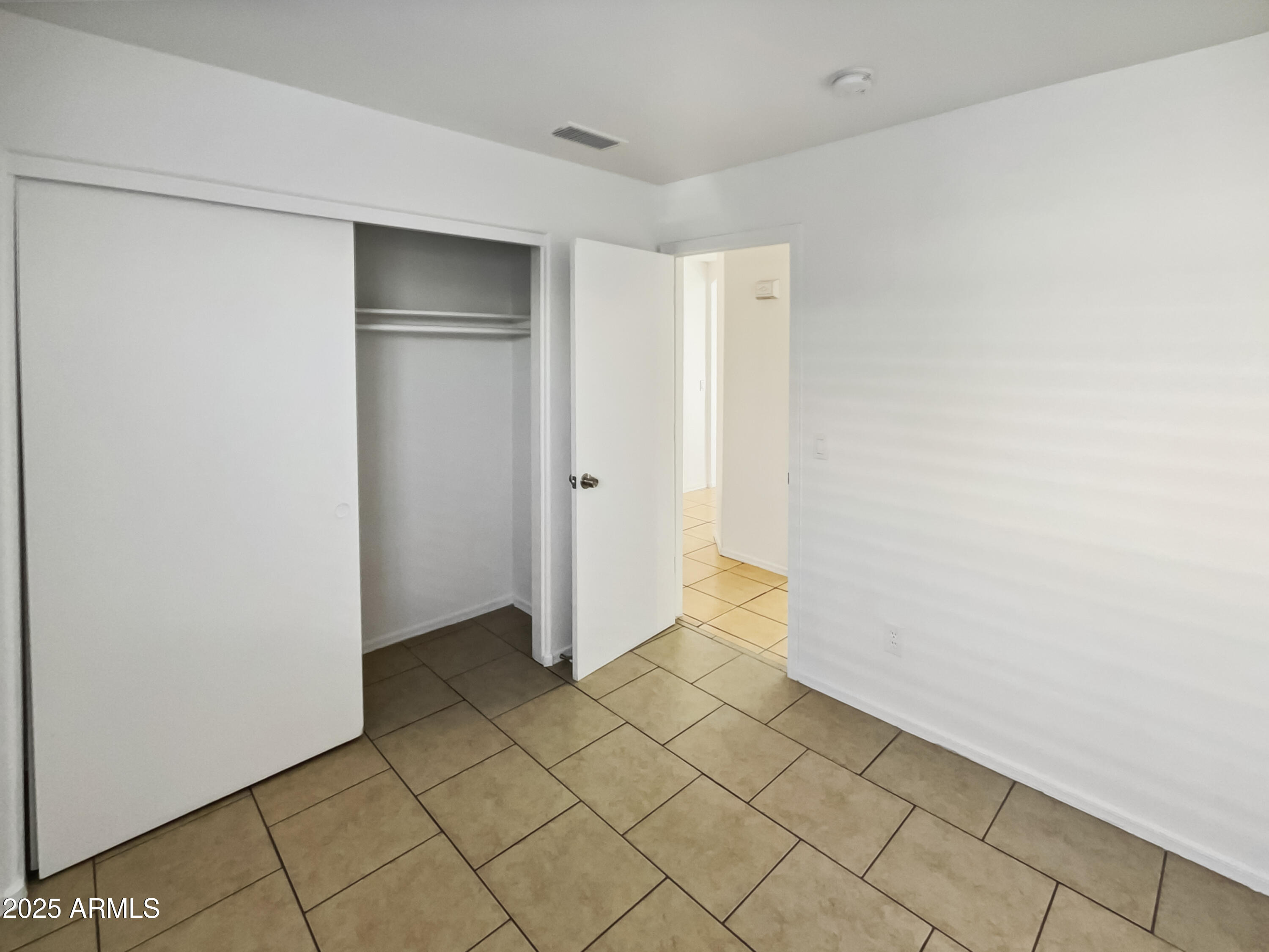 9023 W Hubbell Street Property Photo 23