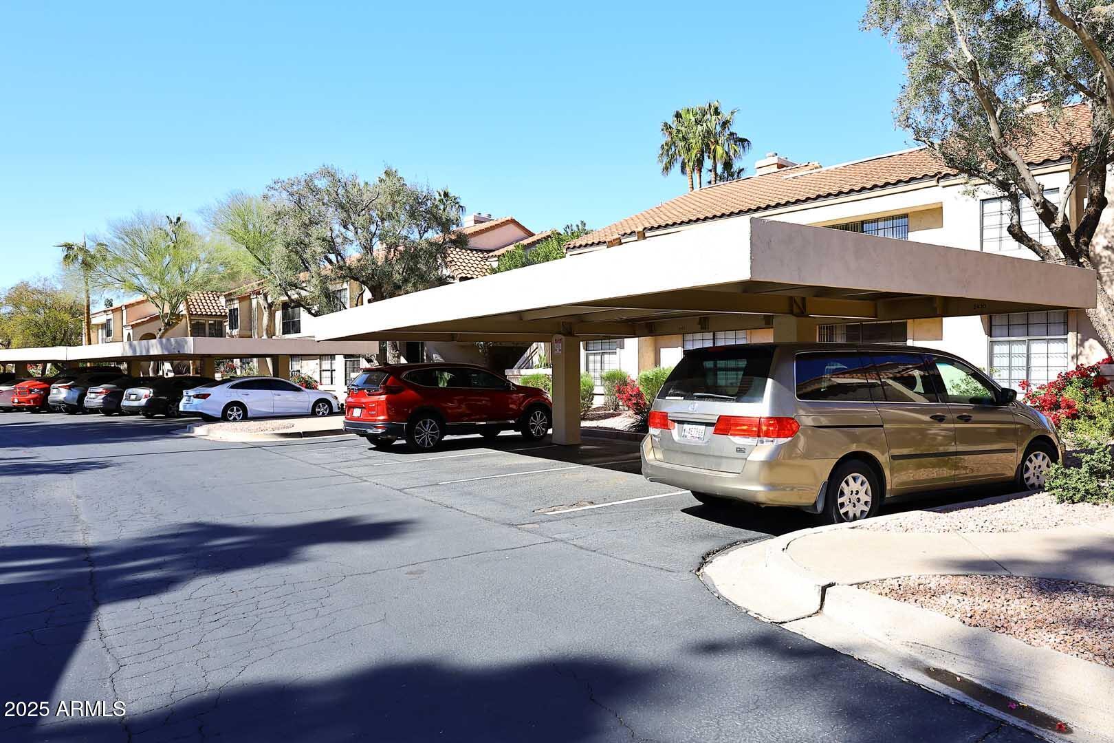 9707 E Mountain View Road Property Photo 16