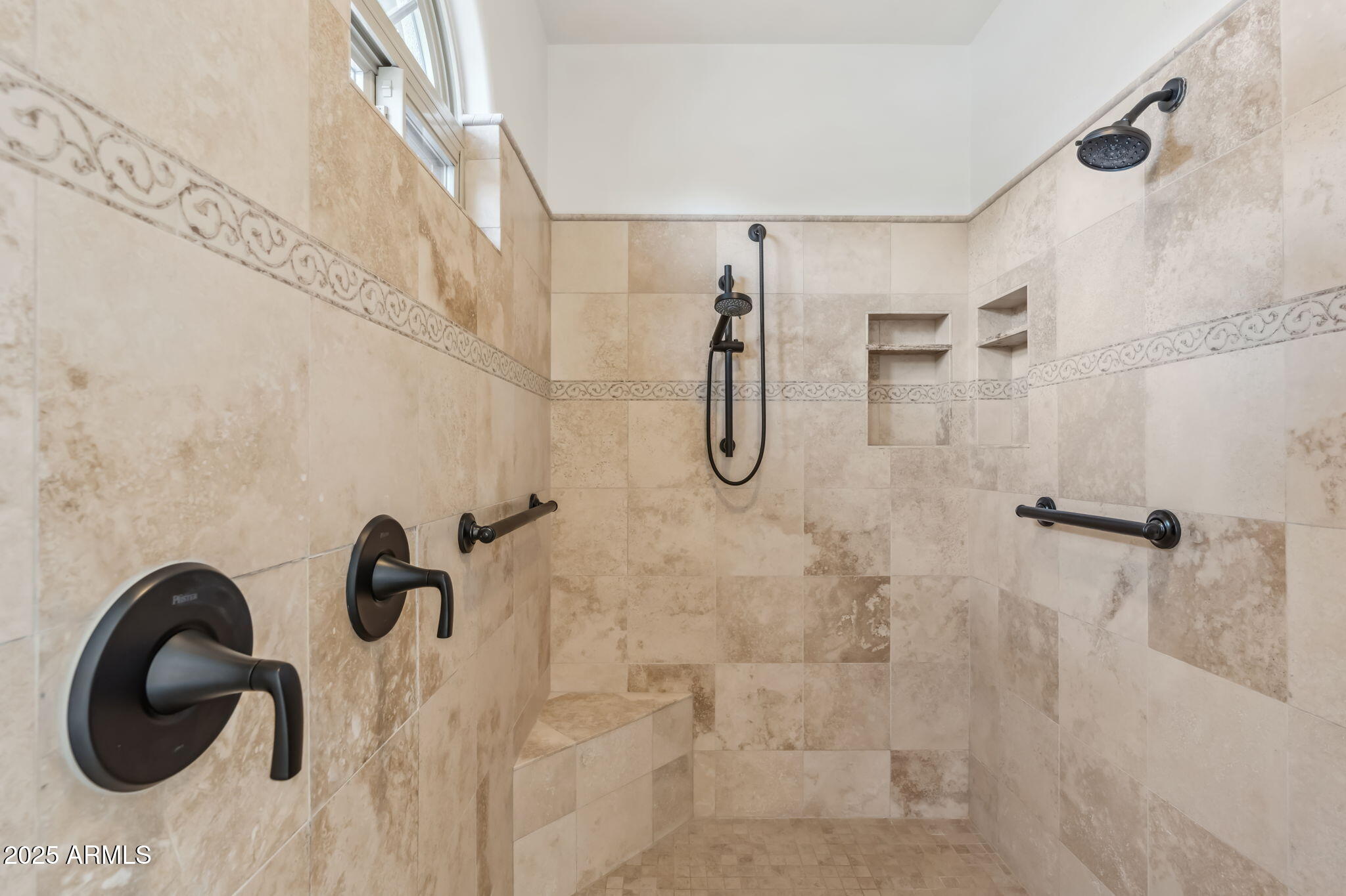 4914 N Valley Glen Property Photo 34