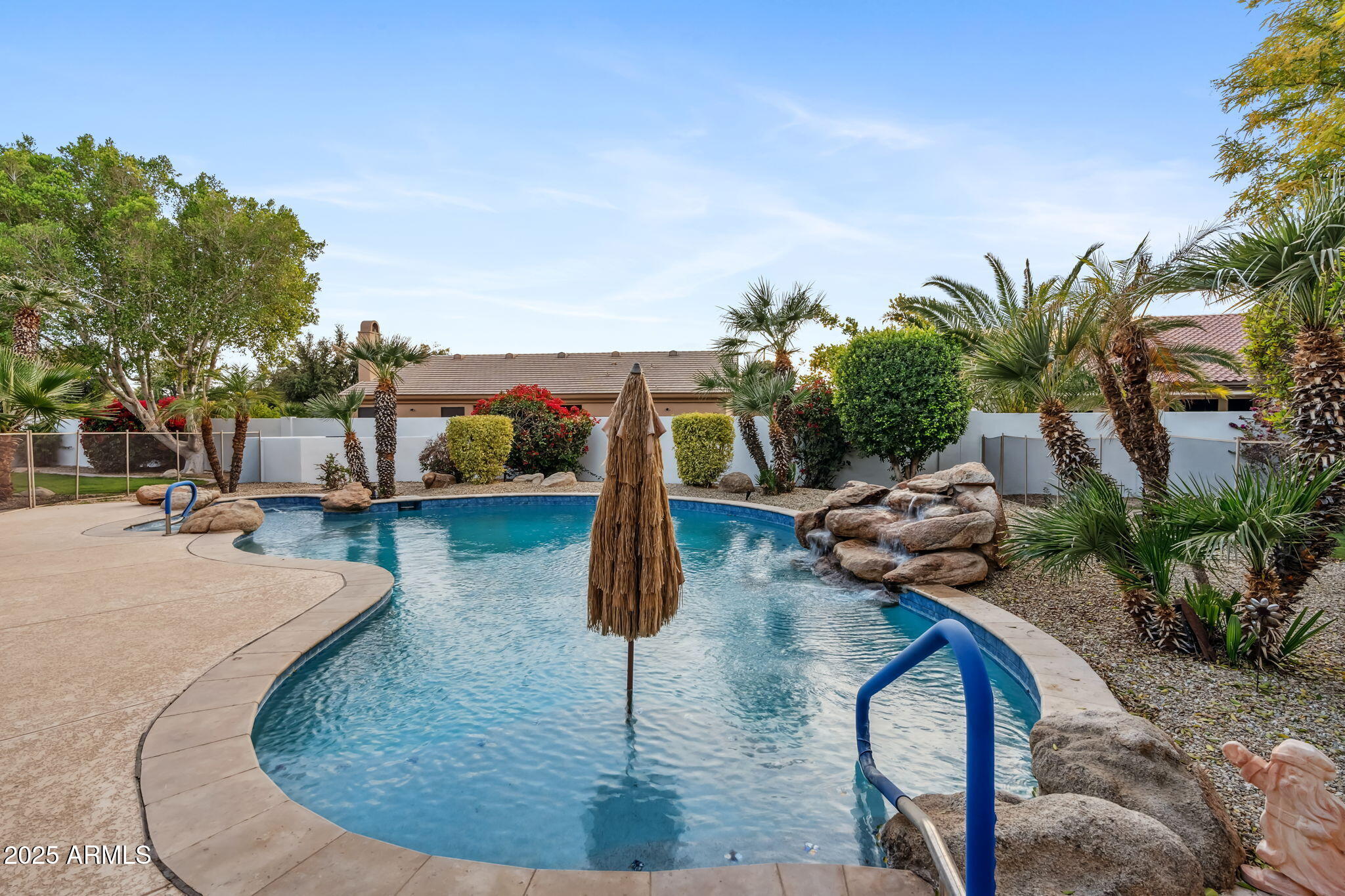 4914 N Valley Glen Property Photo 44