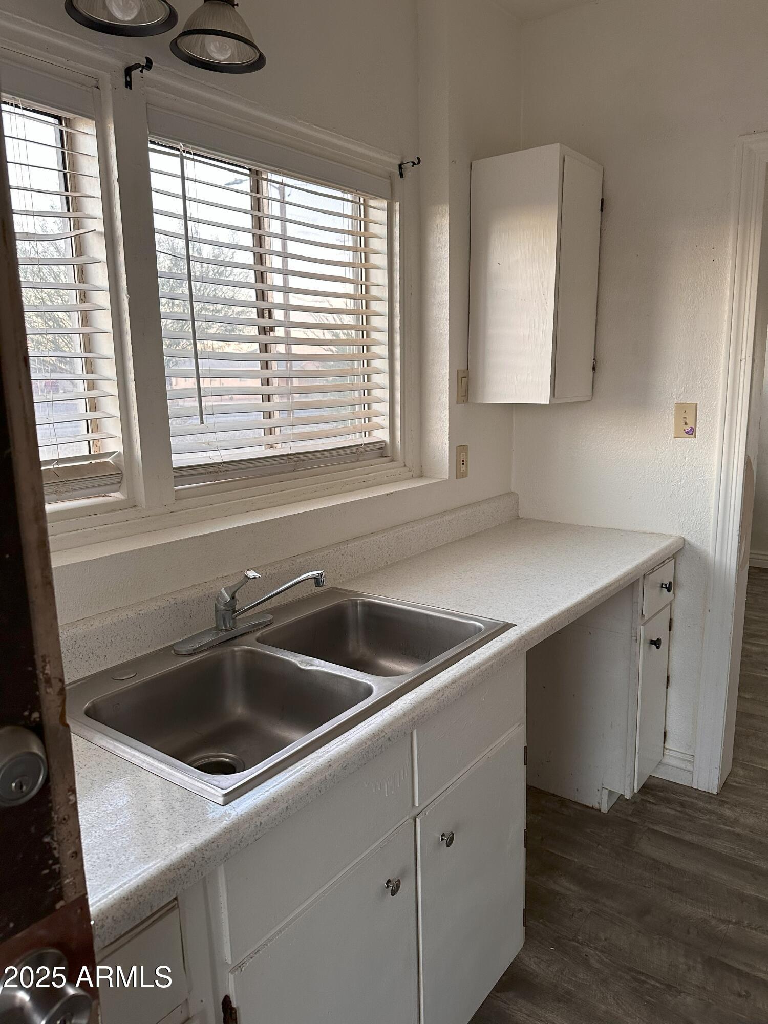131 W Lindbergh Avenue Property Photo 36