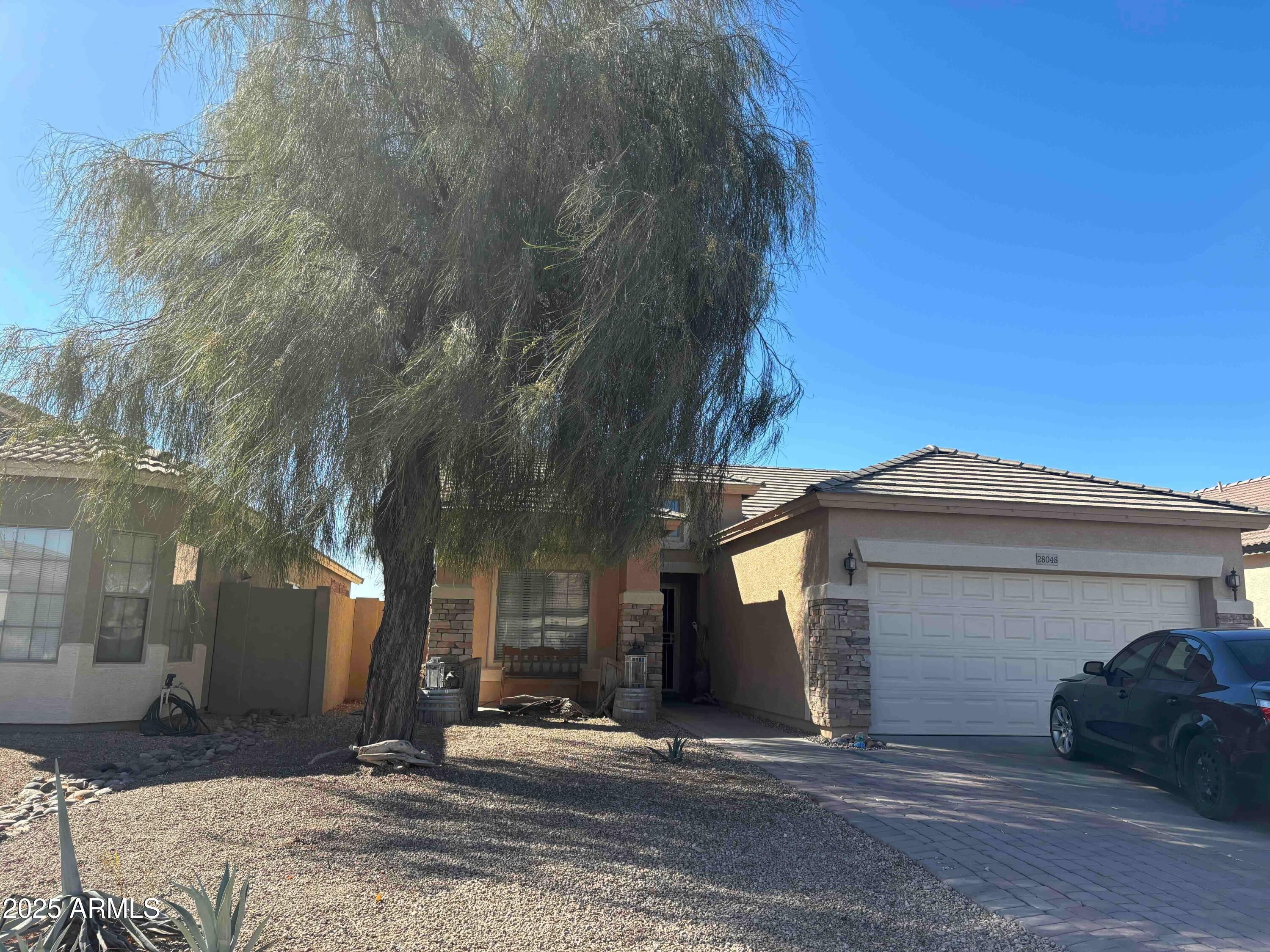 28048 N Quartz Drive Property Photo 1