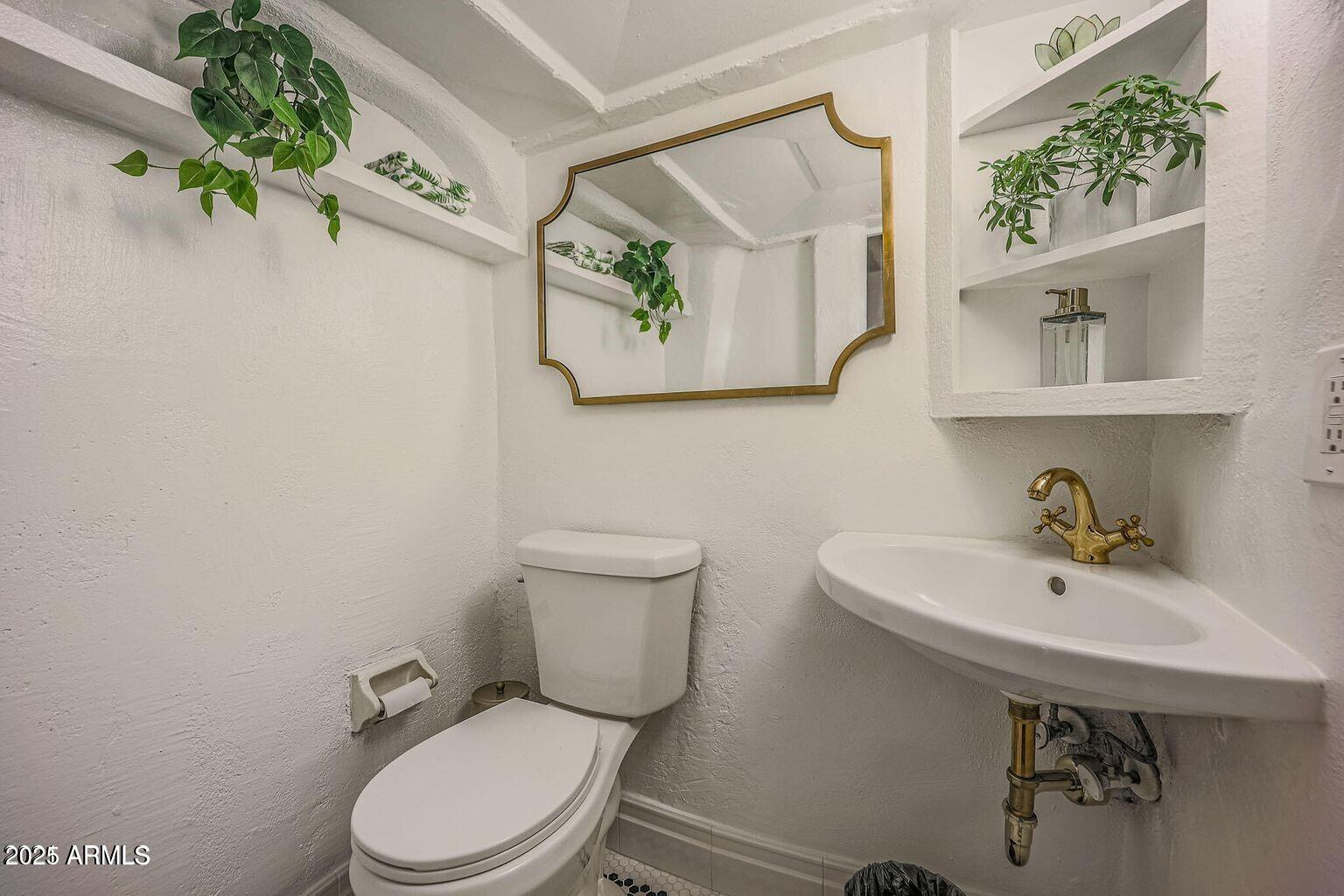 5710 E Camelback Road Property Photo 21