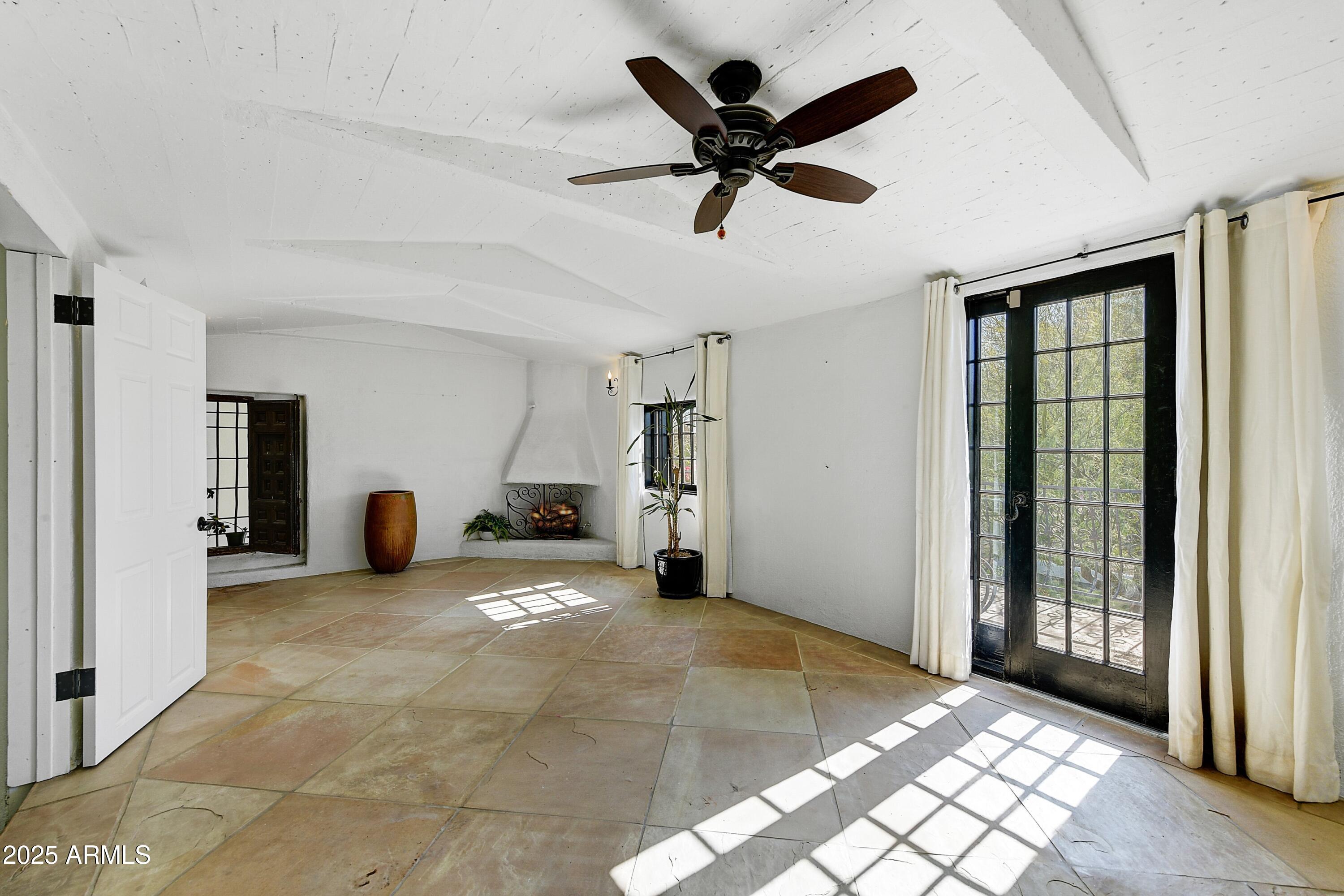 5710 E Camelback Road Property Photo 33