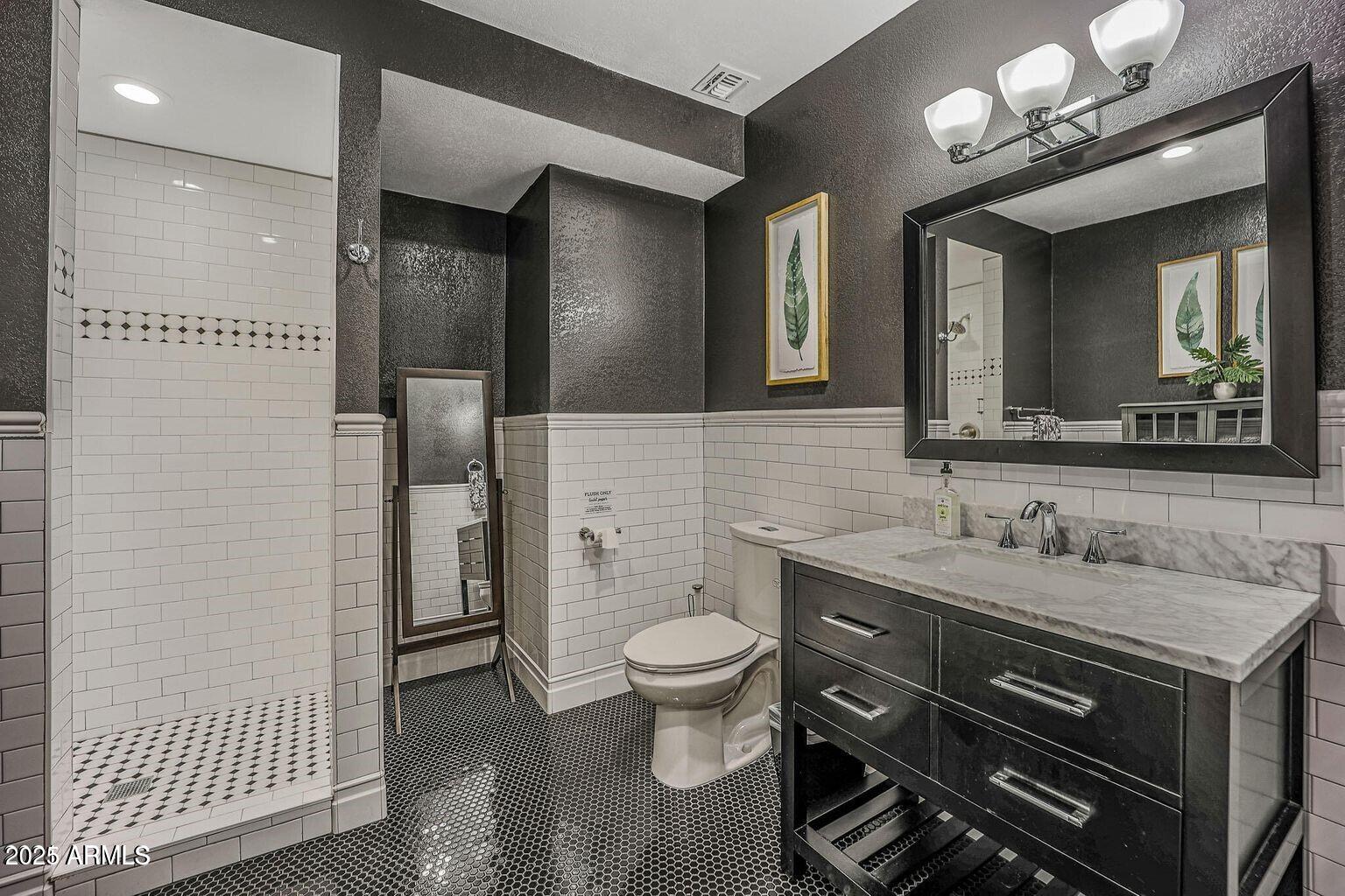 5710 E Camelback Road Property Photo 70