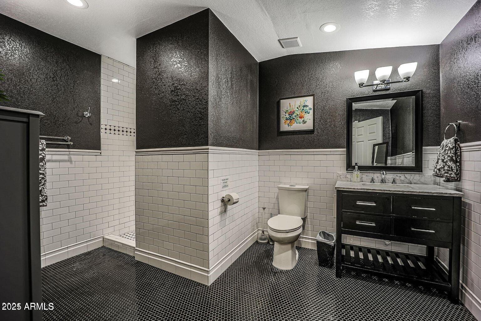 5710 E Camelback Road Property Photo 76