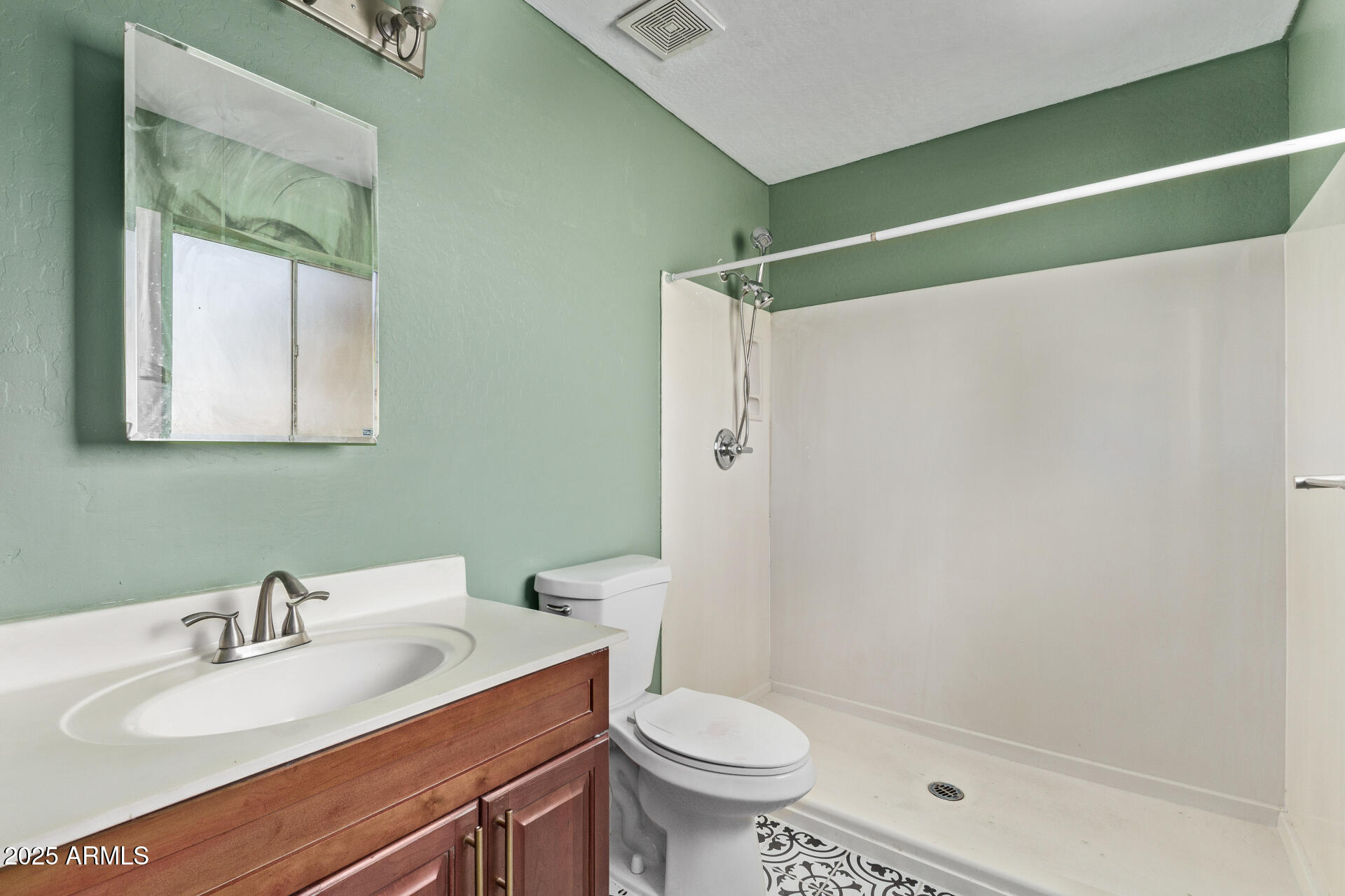 4004 W Myrtle Avenue Property Photo 16
