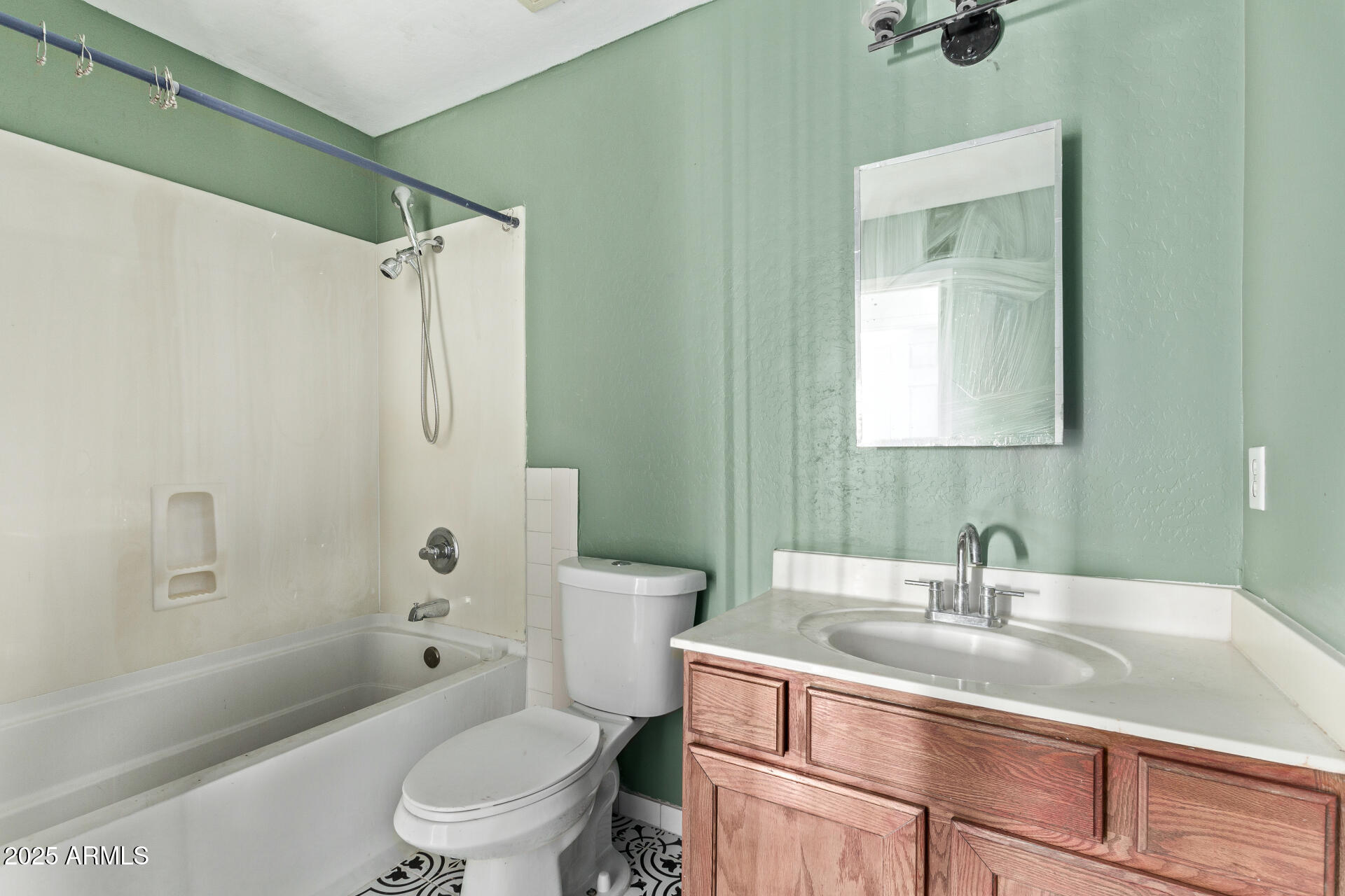 4004 W Myrtle Avenue Property Photo 21