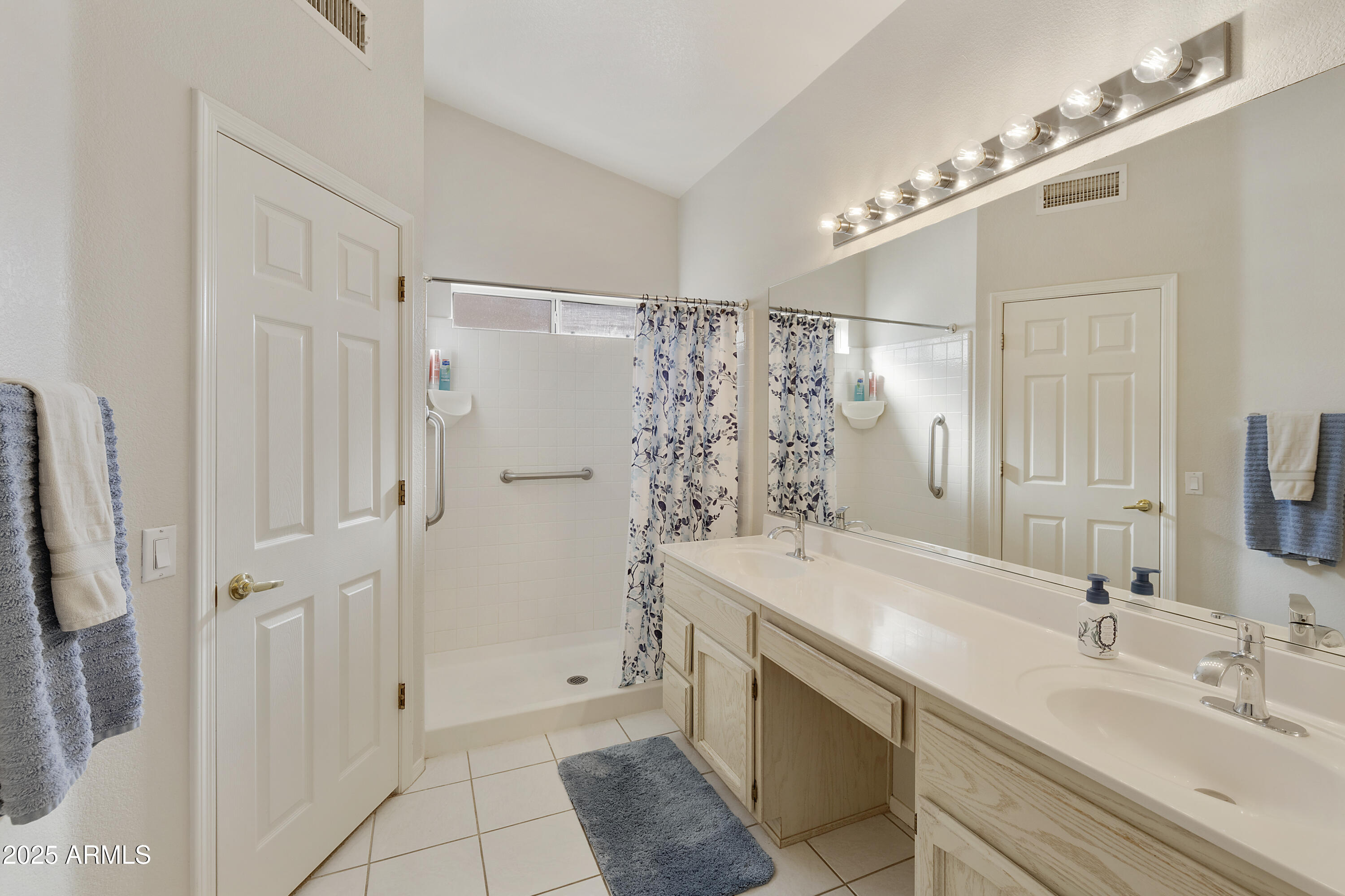 11115 E Bellflower Court Property Photo 21