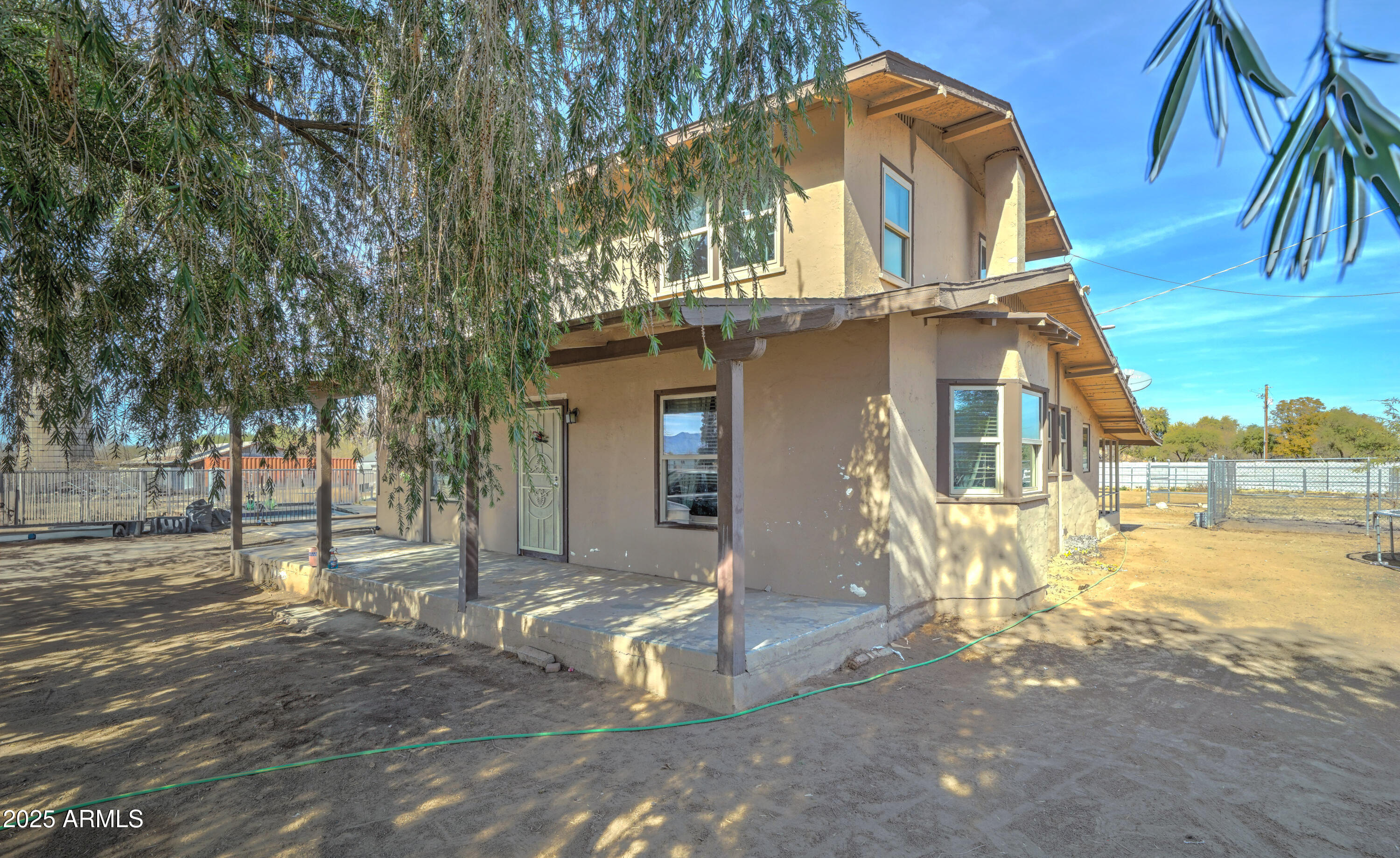 4302 W Dobbins Road Property Photo 2