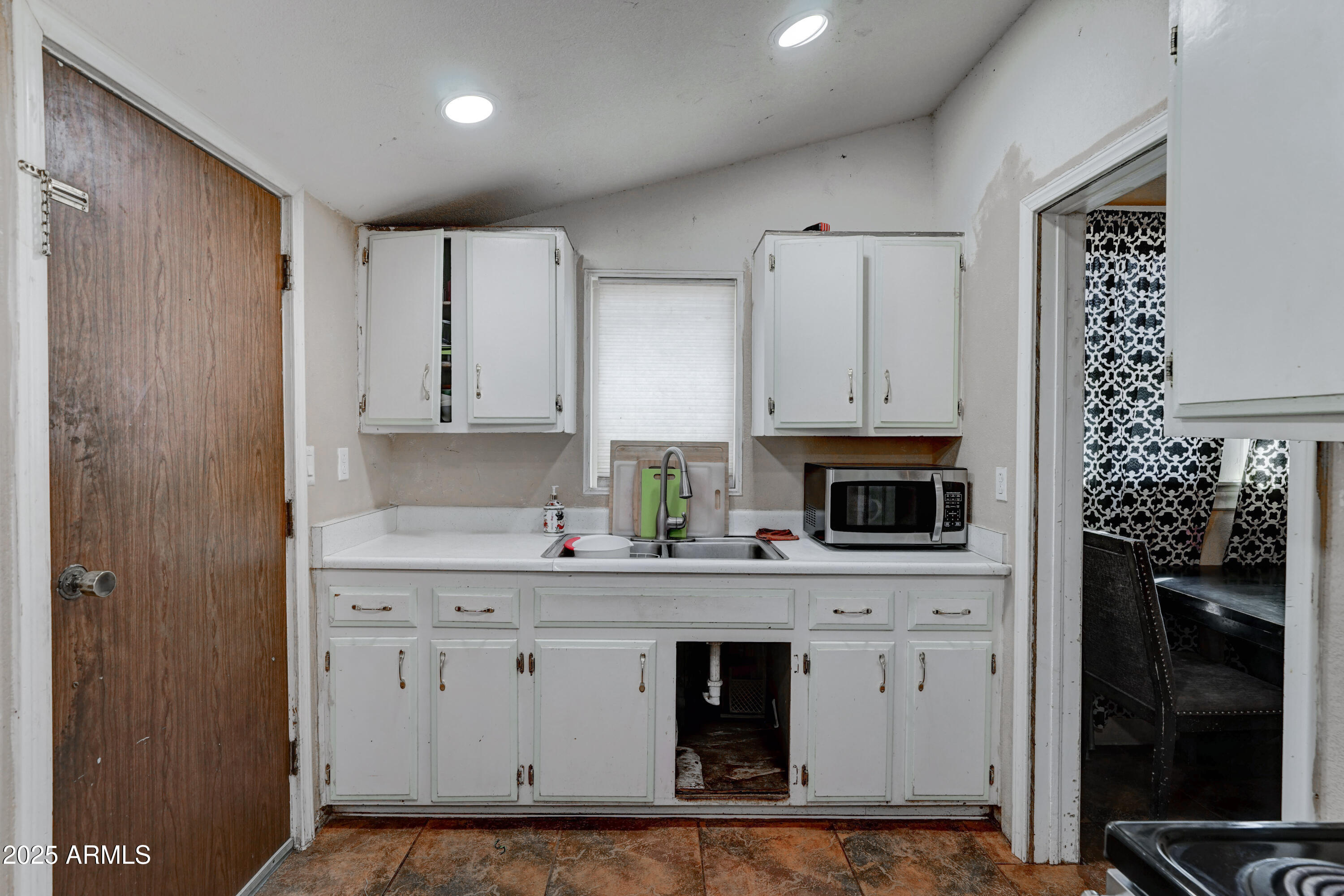 4302 W Dobbins Road Property Photo 16