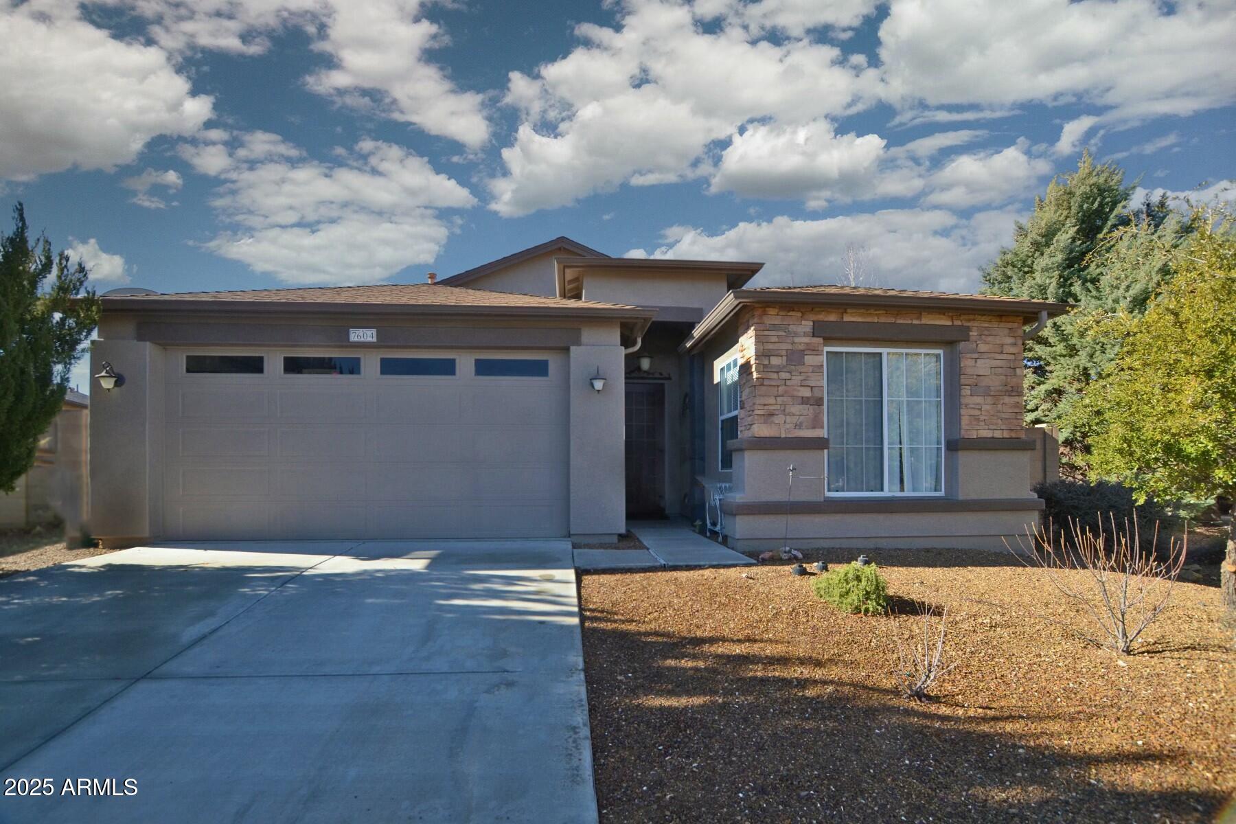 7604 E Sedalia Trail Property Photo 1