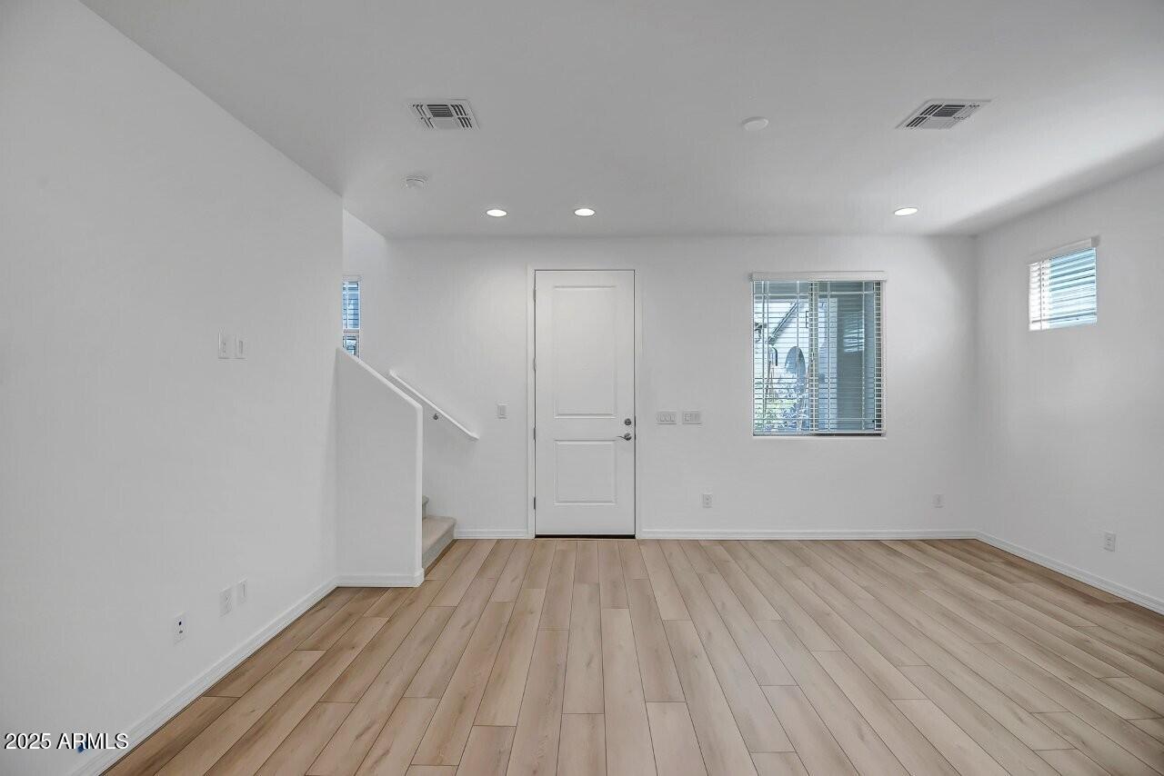 1207 W Sparrow Drive Property Photo 15