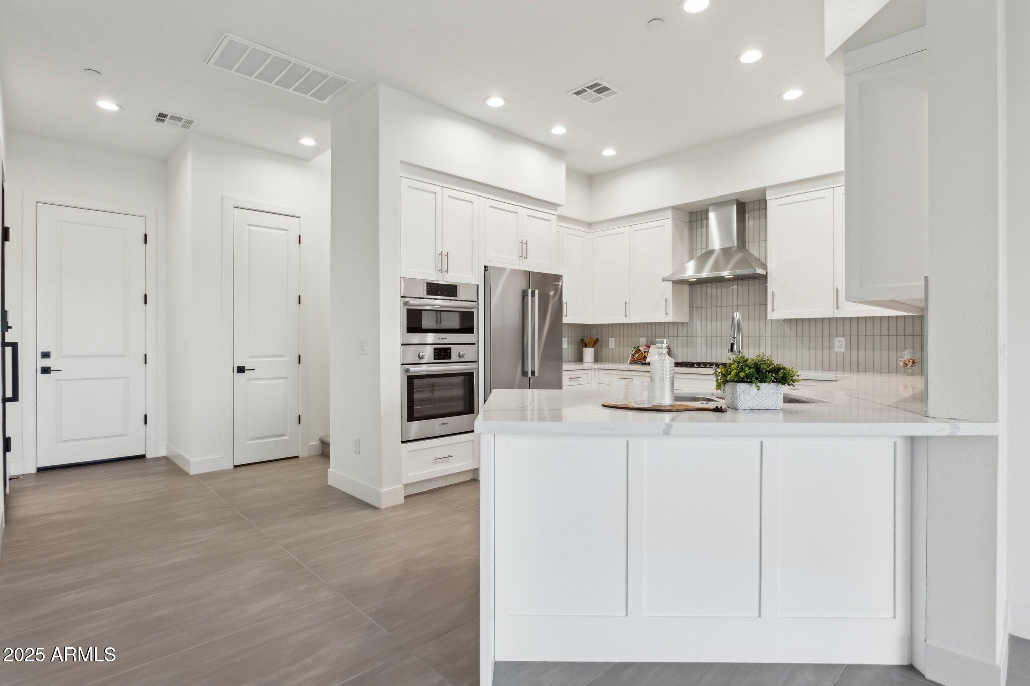 1 Easy Street Property Photo 9