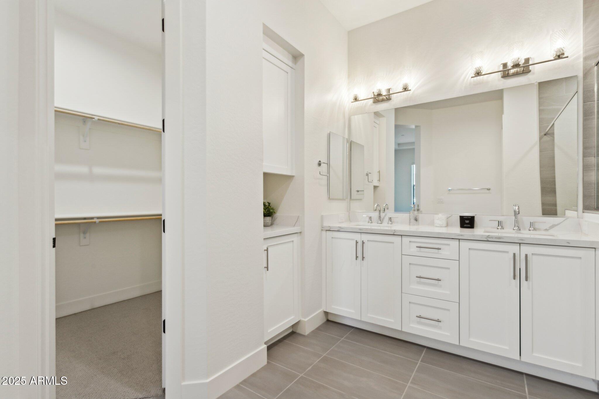 1 Easy Street Property Photo 19