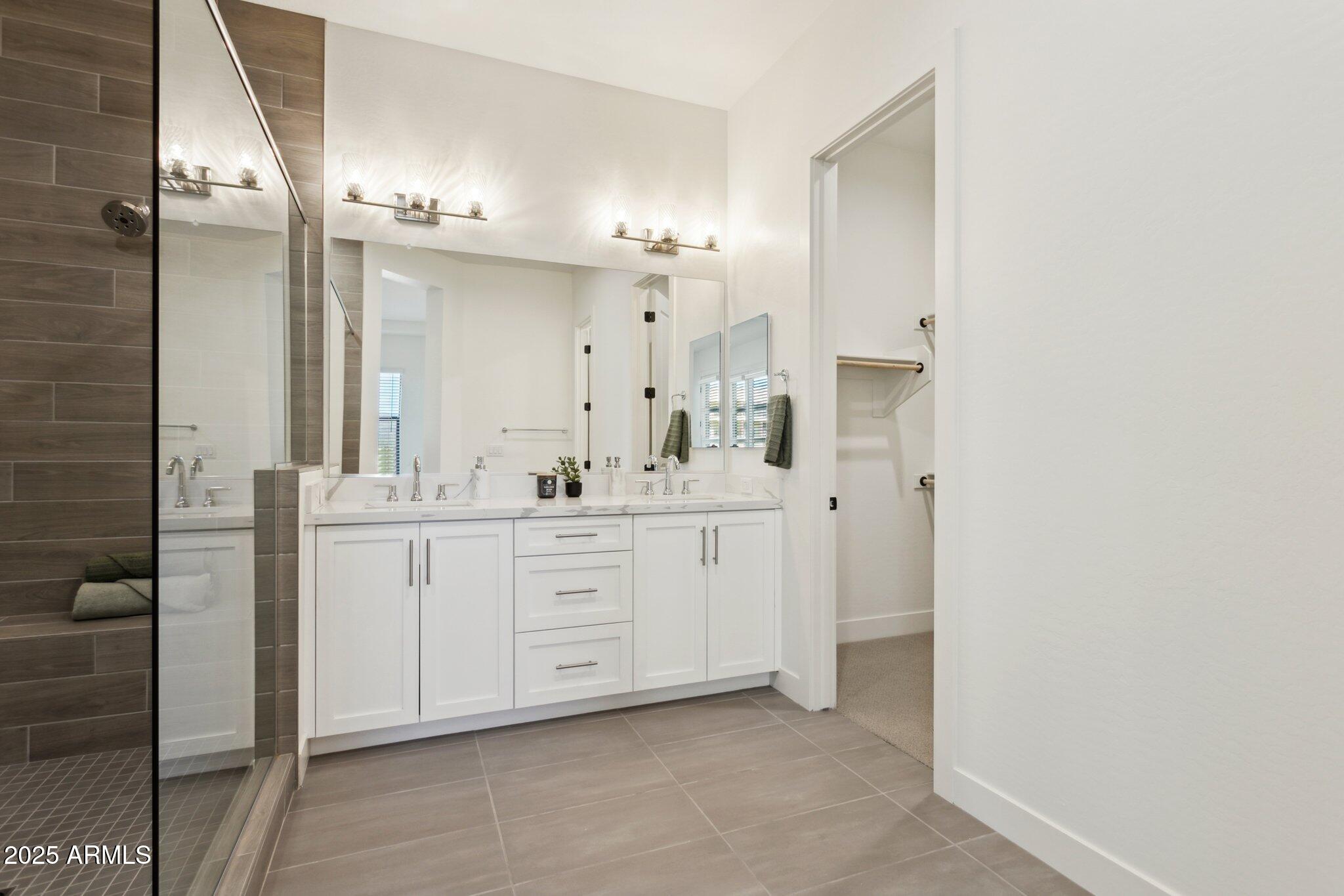 1 Easy Street Property Photo 34