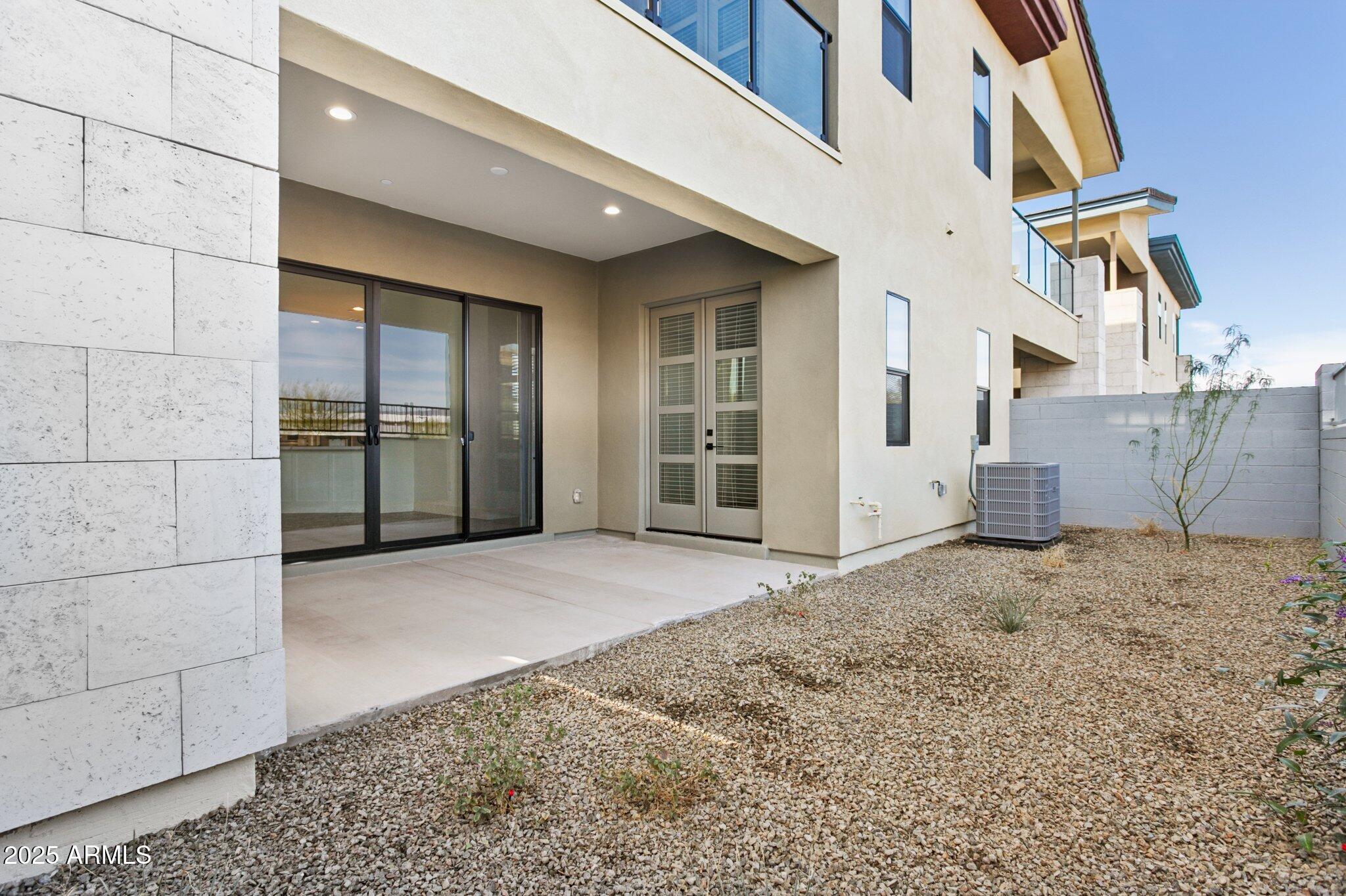 1 Easy Street Property Photo 44