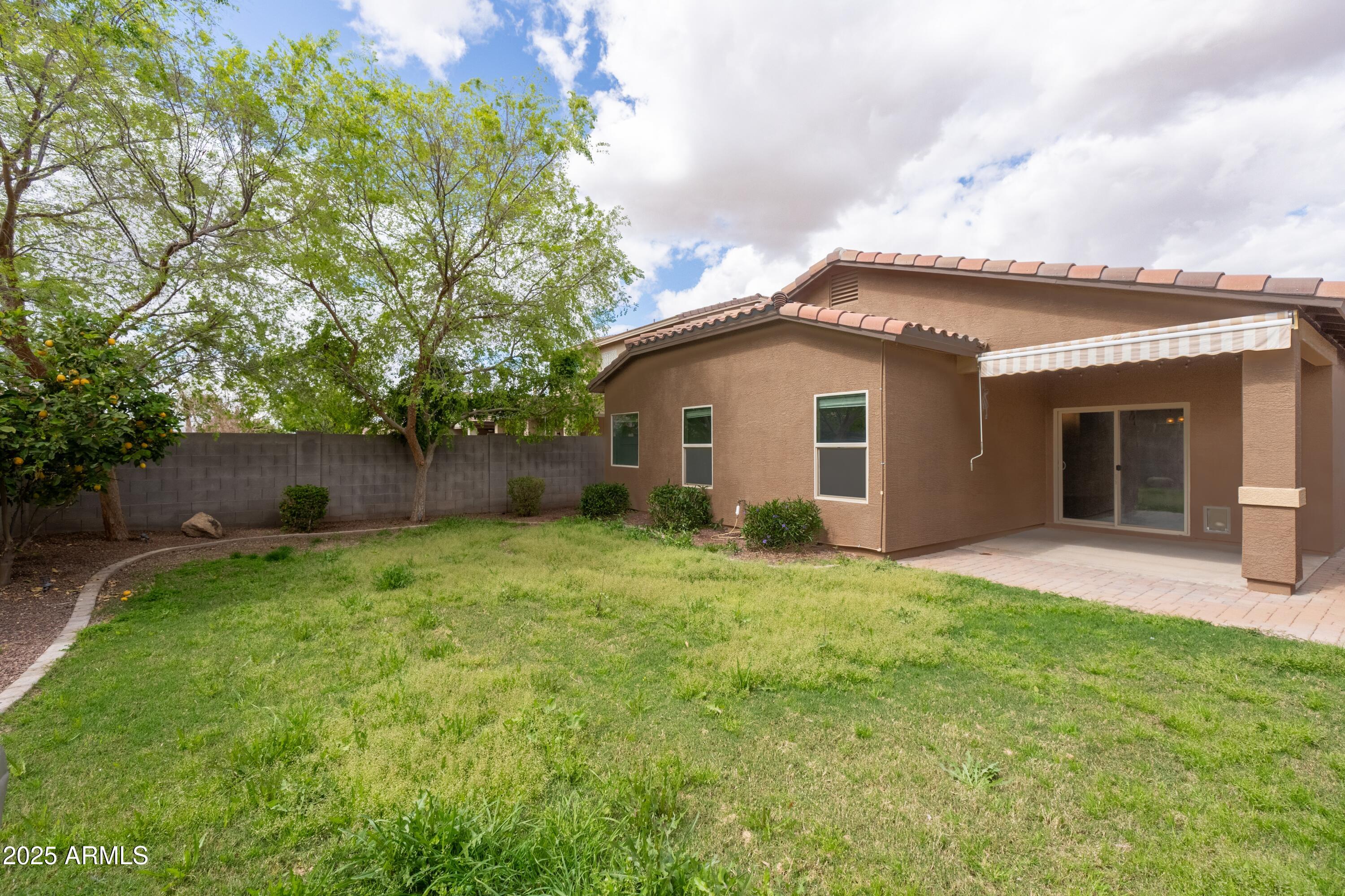1453 W Birch Road Property Photo 10