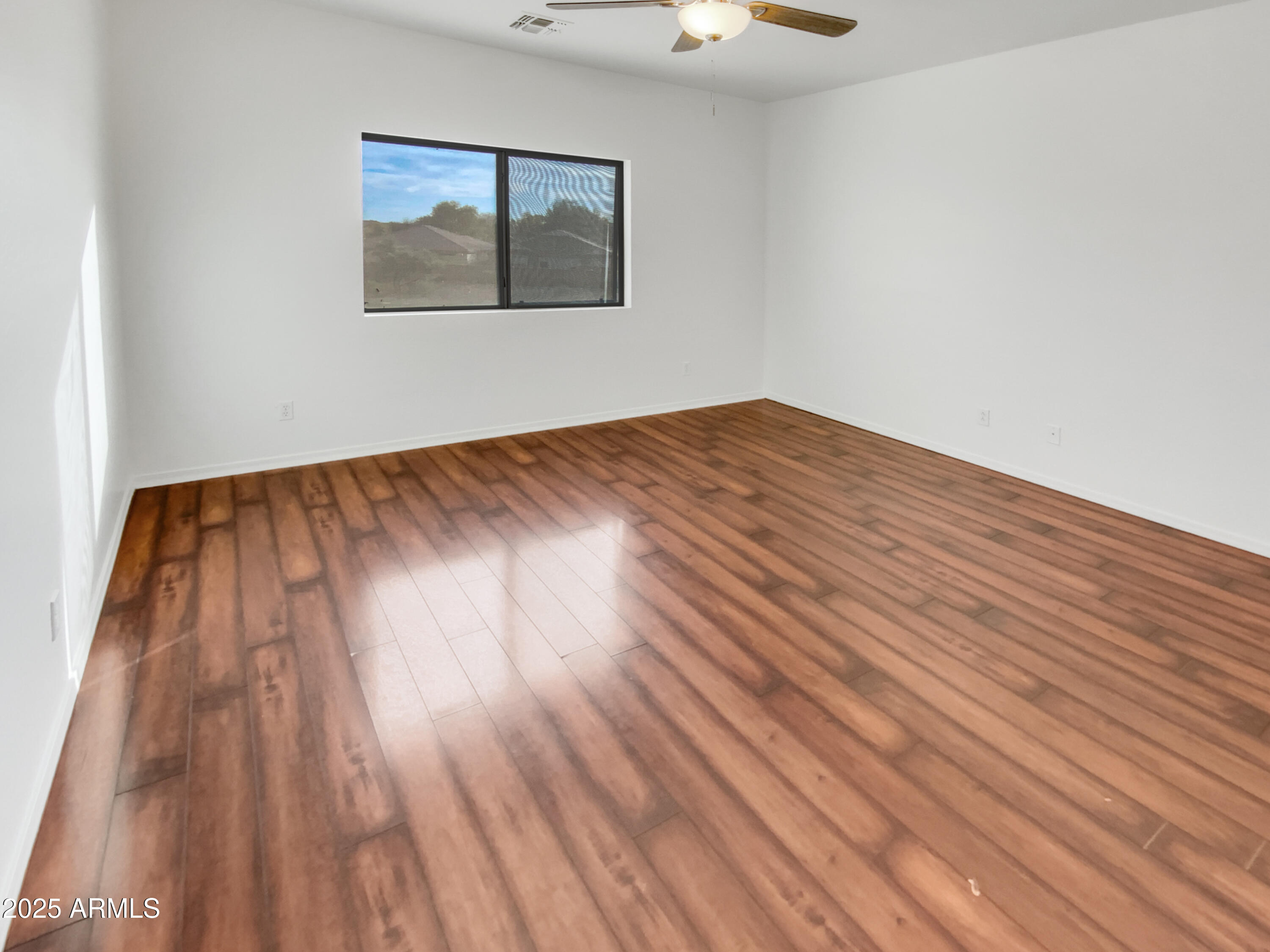 17649 W Young Street Property Photo 5