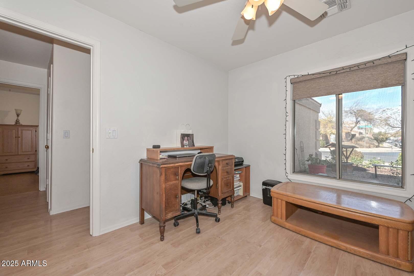 12721 W Valentine Avenue Property Photo 18
