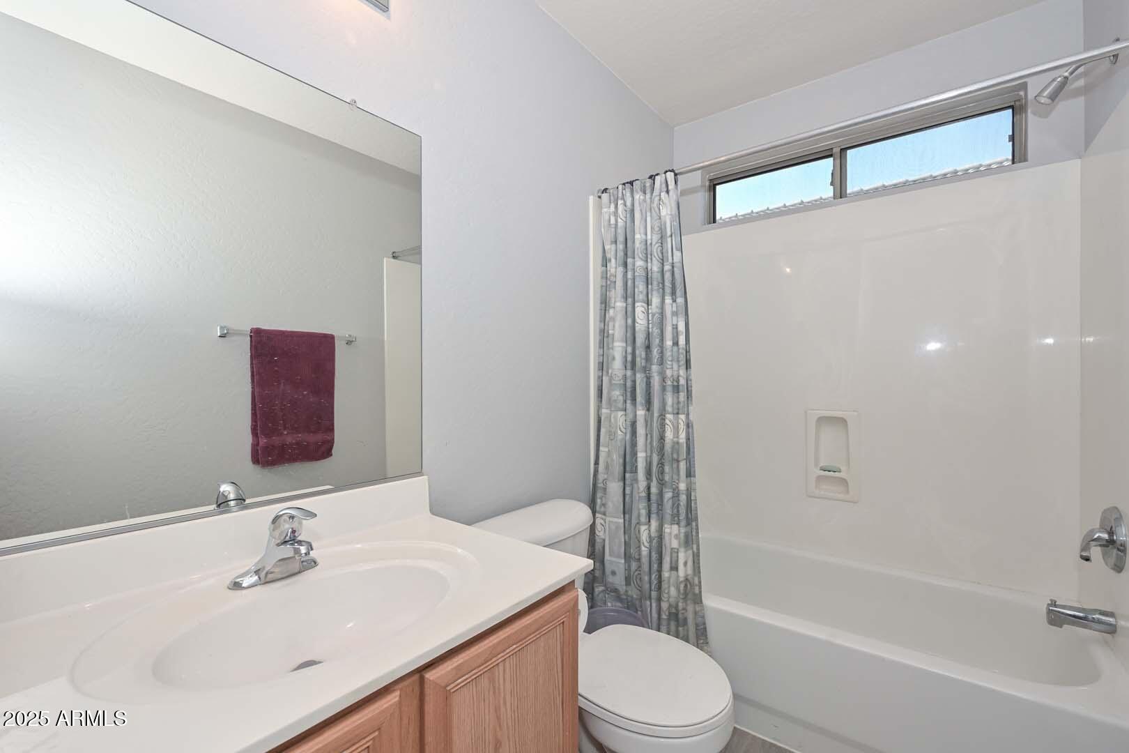 12721 W Valentine Avenue Property Photo 19