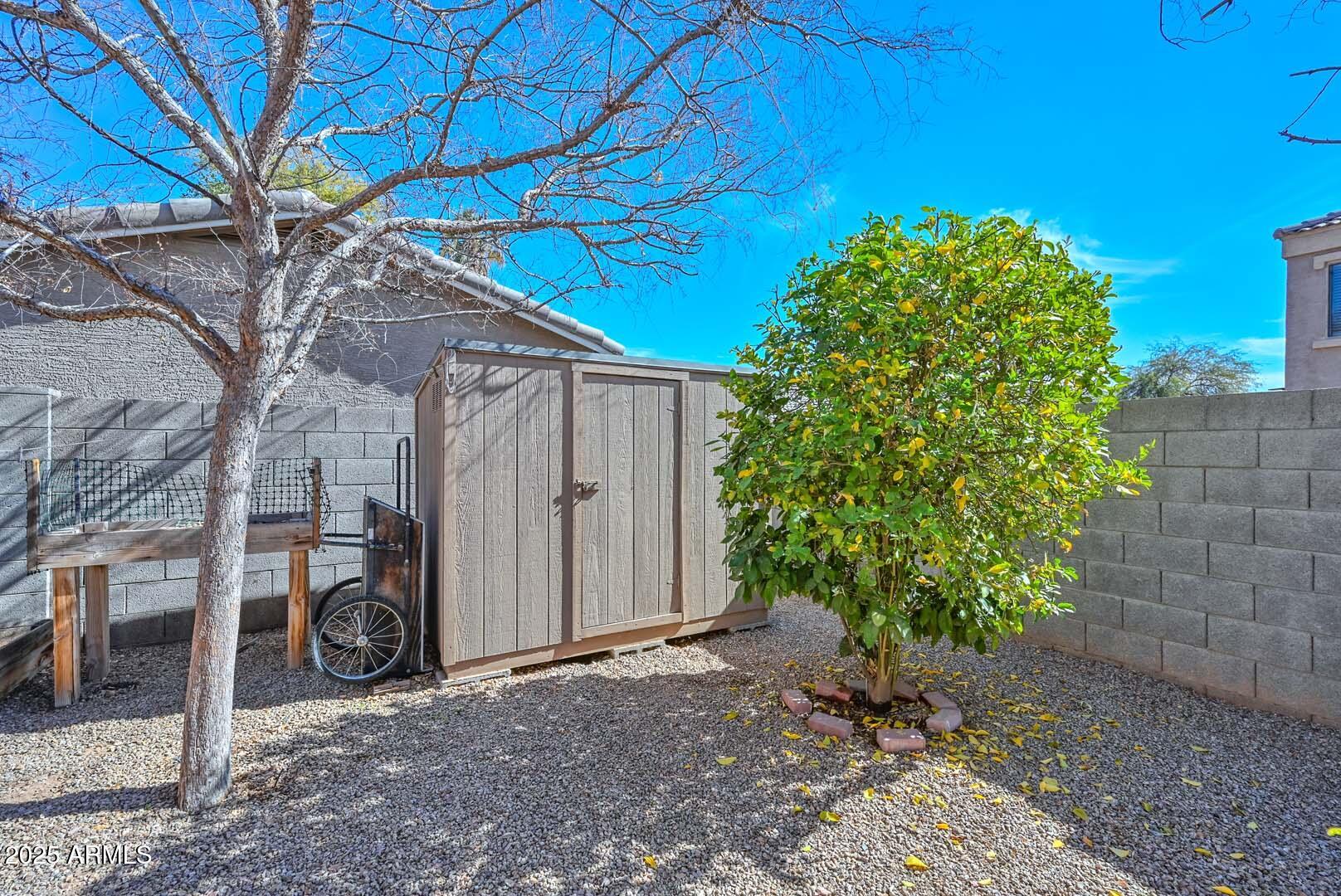 12721 W Valentine Avenue Property Photo 31