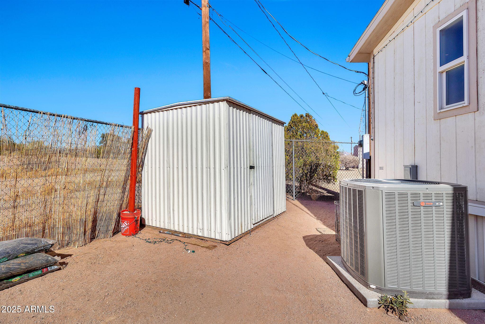 1936 S Mariposa Road Property Photo 30
