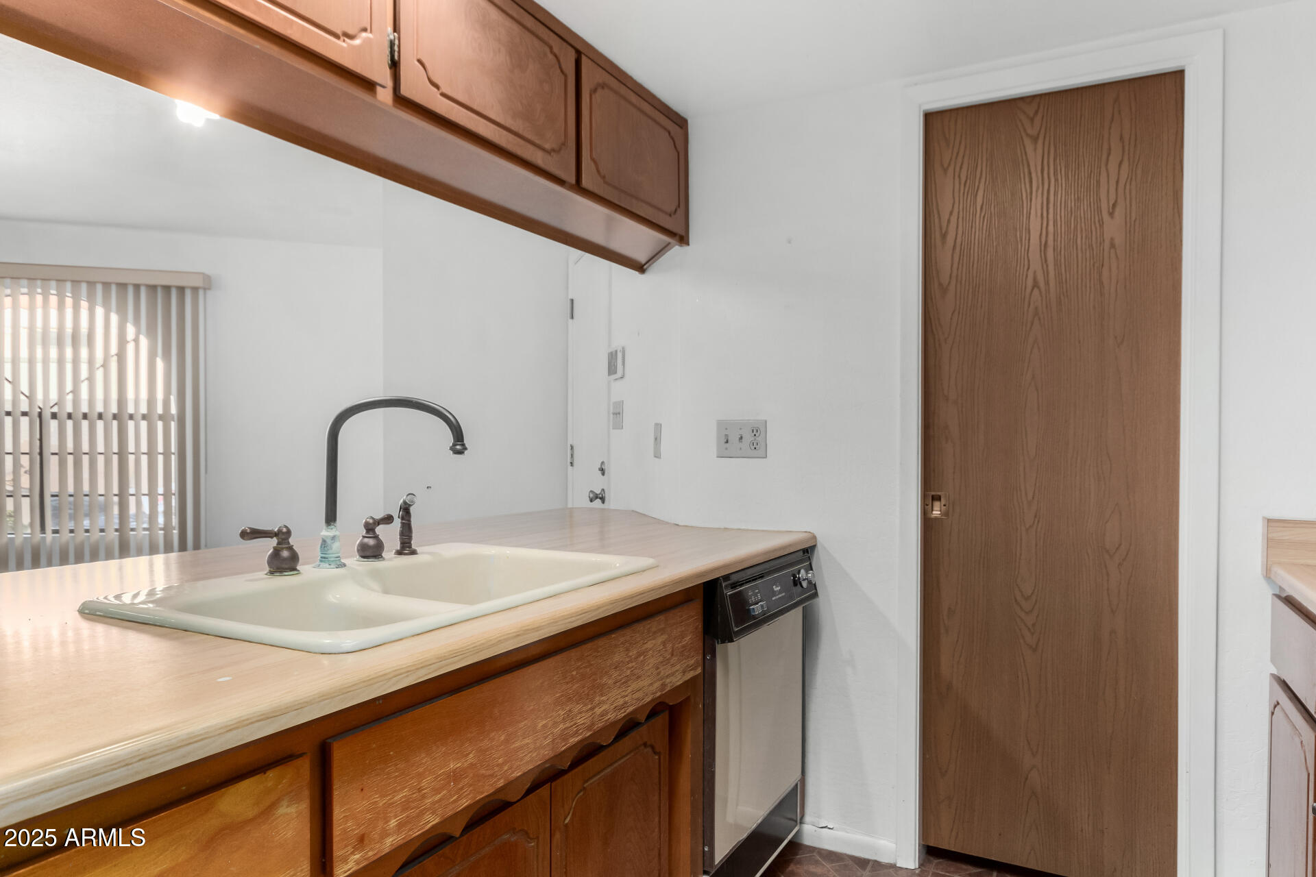 16827 E Alamosa Avenue Property Photo 7