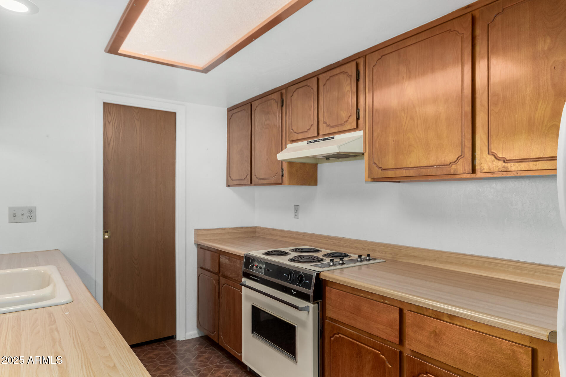 16827 E Alamosa Avenue Property Photo 8