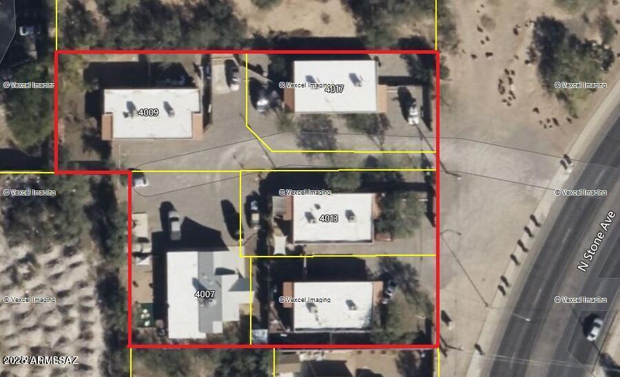 4007 N Stone Avenue Property Photo 1