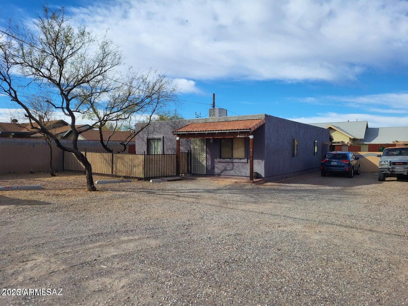 4007 N Stone Avenue Property Photo 5