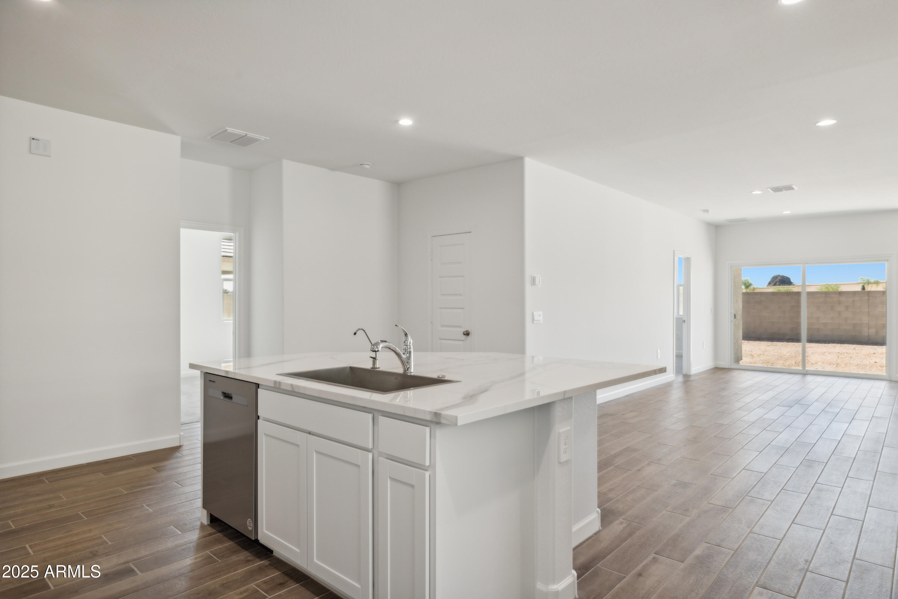 18848 E Bruno Drive Property Photo 8