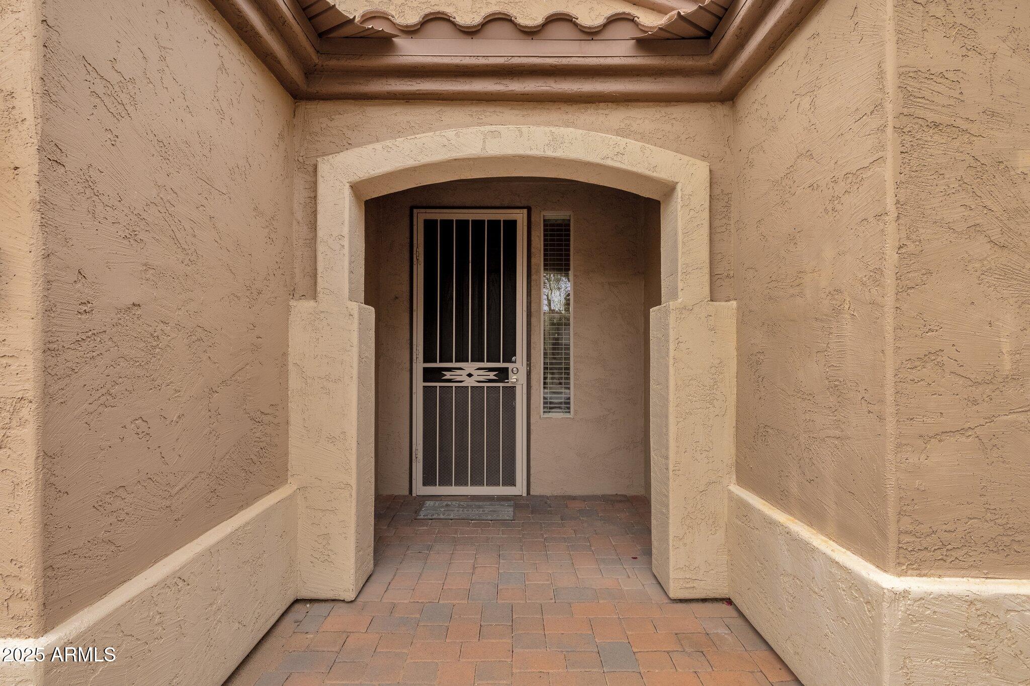 5140 S Eucalyptus Drive Property Photo 3
