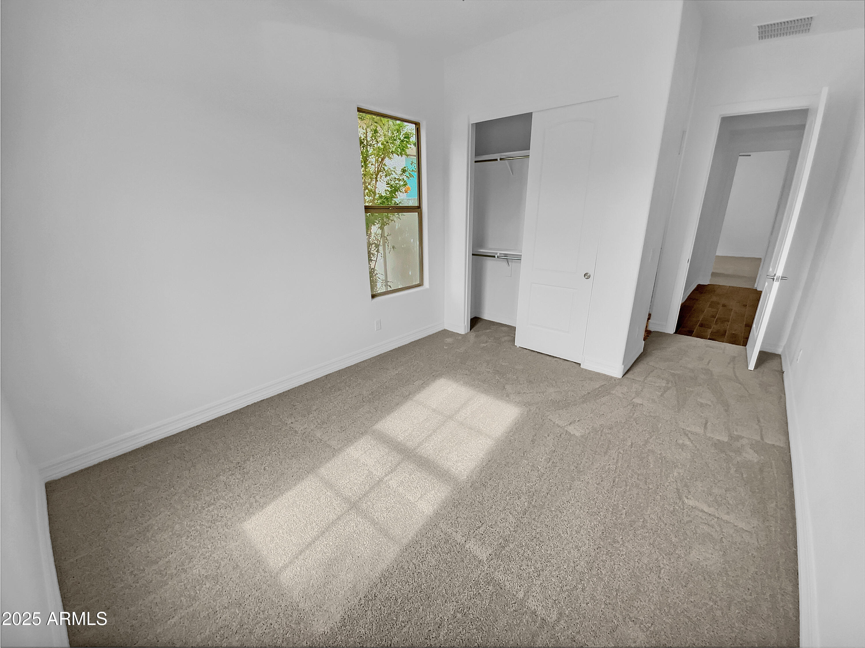 12858 W Pasaro Drive Property Photo 9