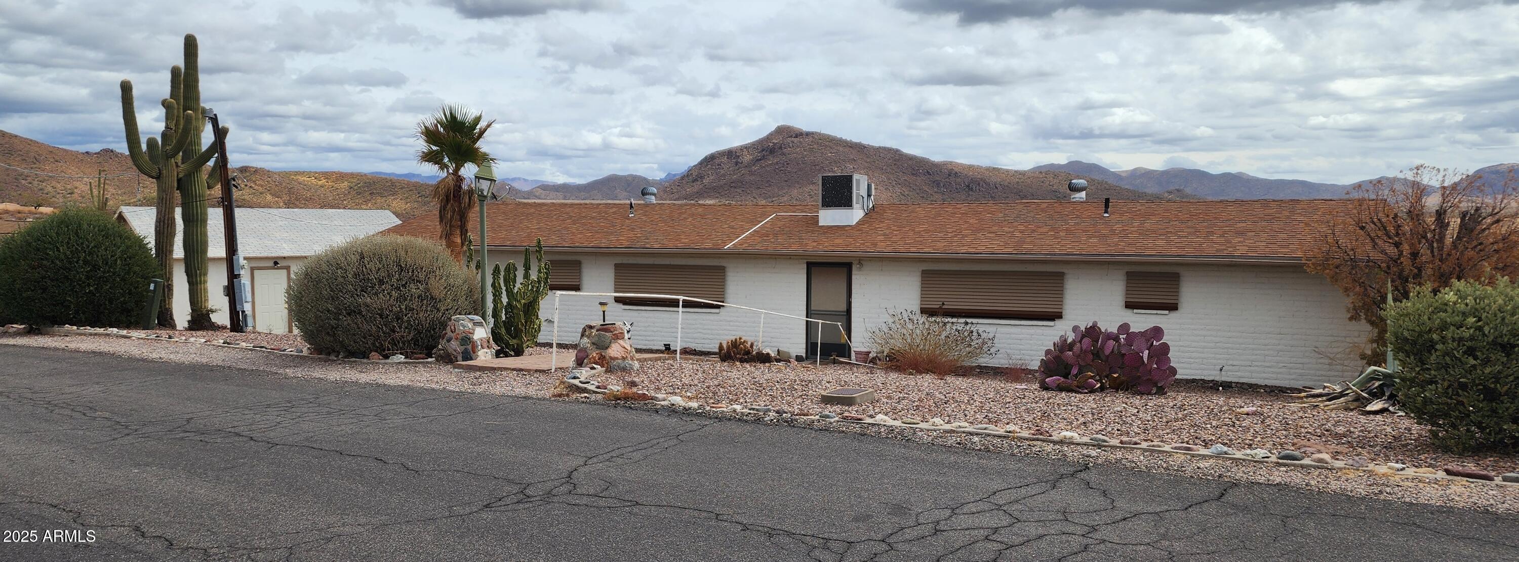 981 N Sherwood Way Property Photo 1
