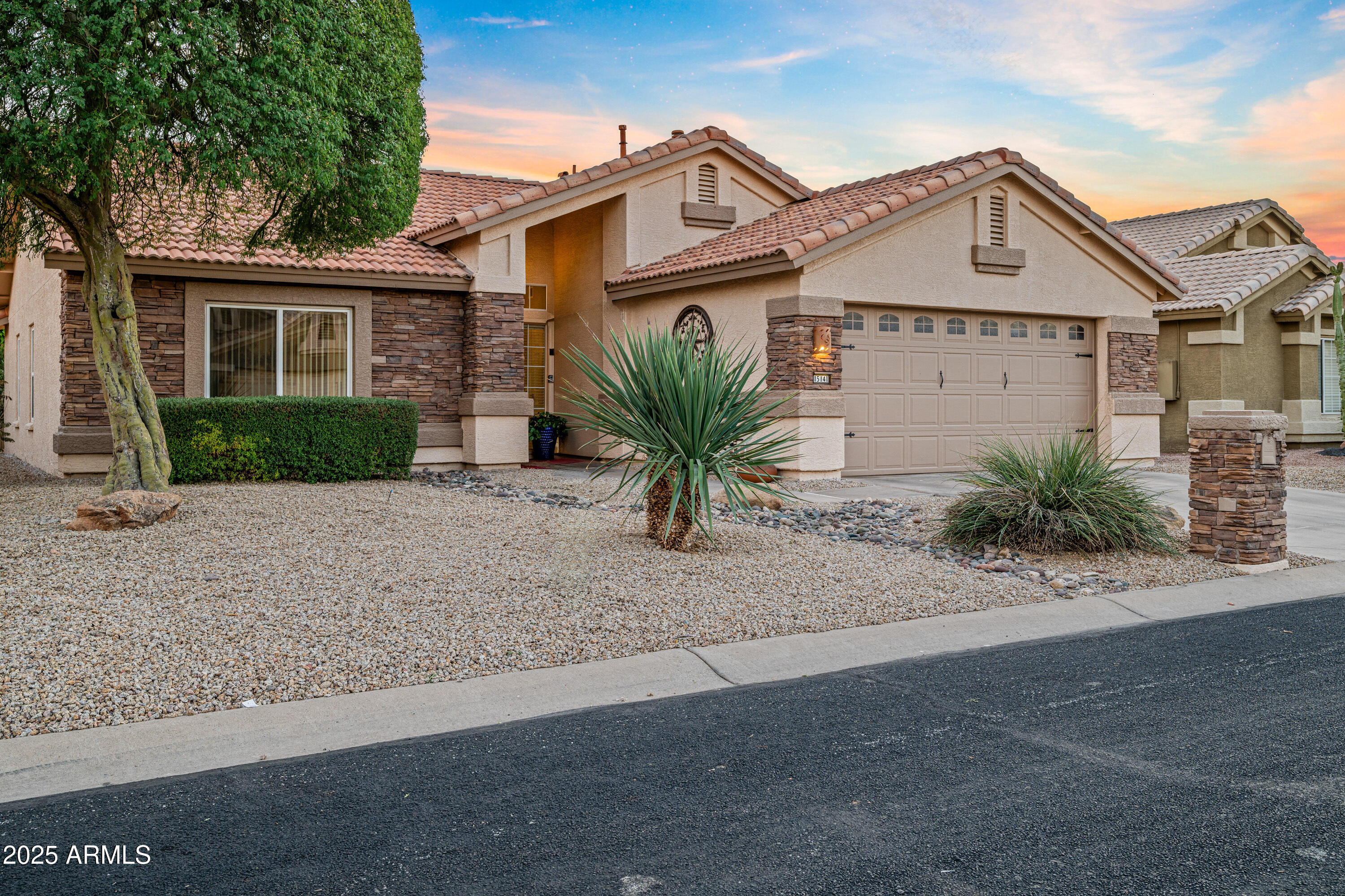 15141 W Vale Drive Property Photo 2