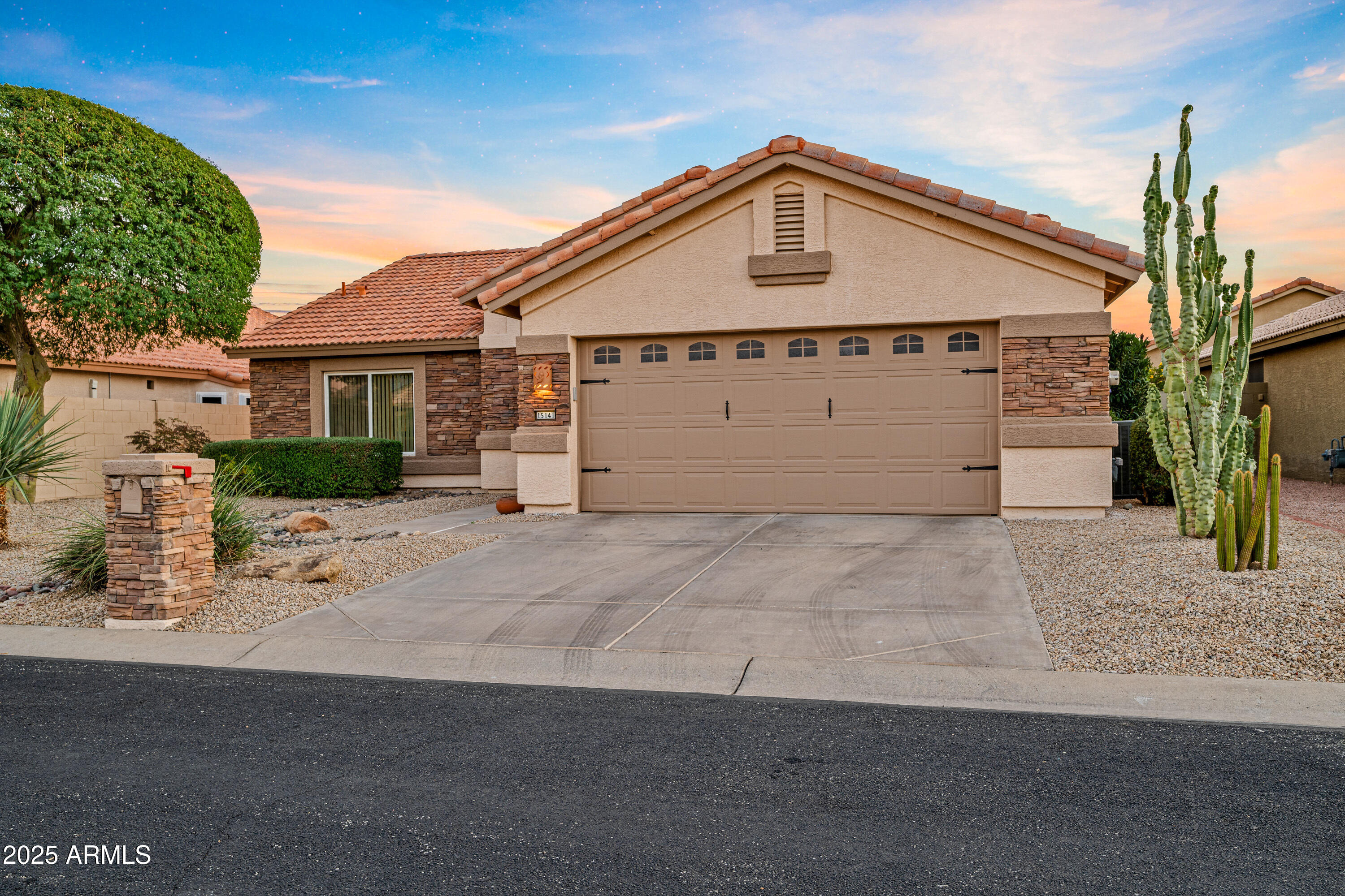 15141 W Vale Drive Property Photo 3