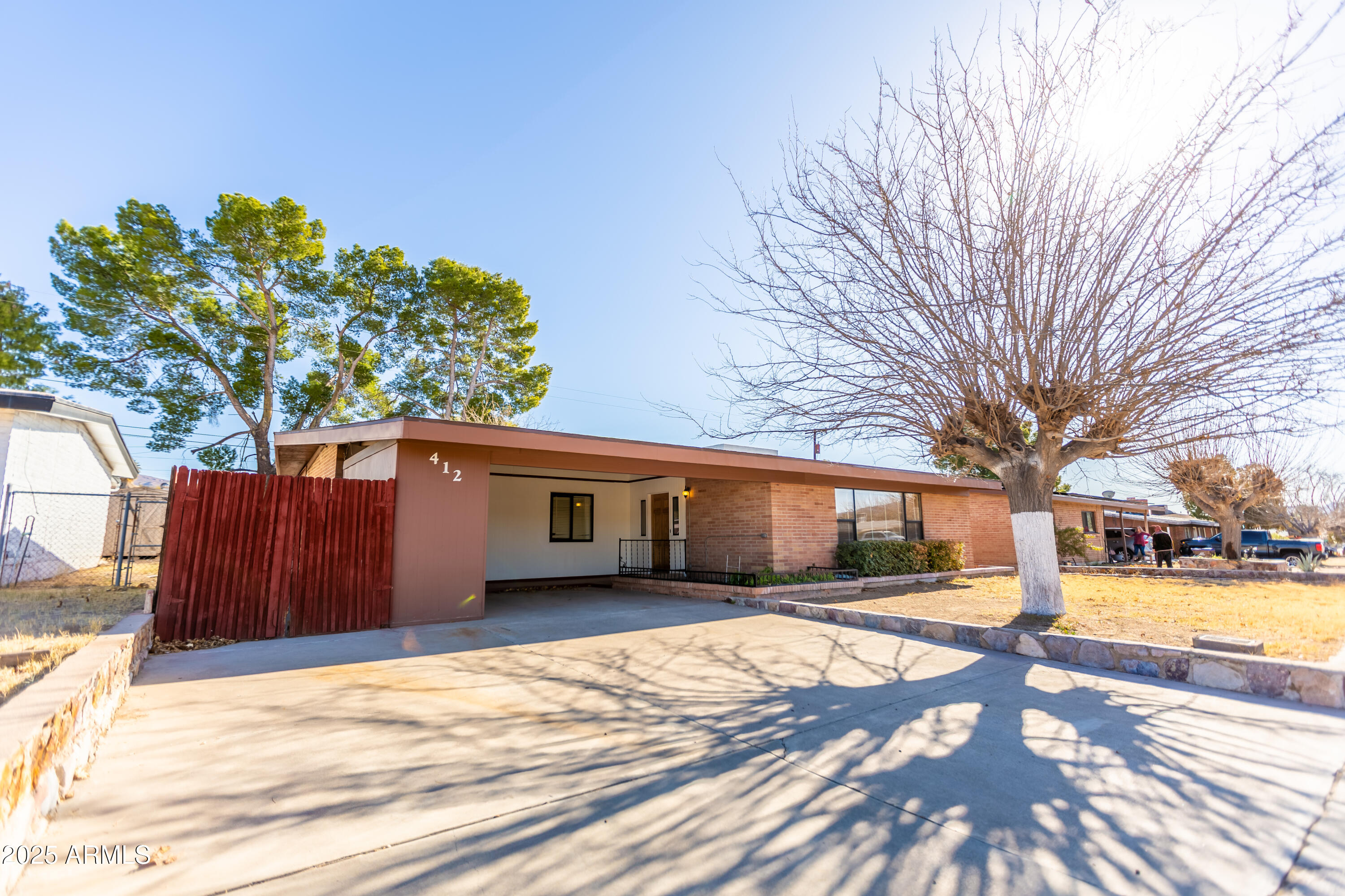 412 W Fairhaven Road Property Photo