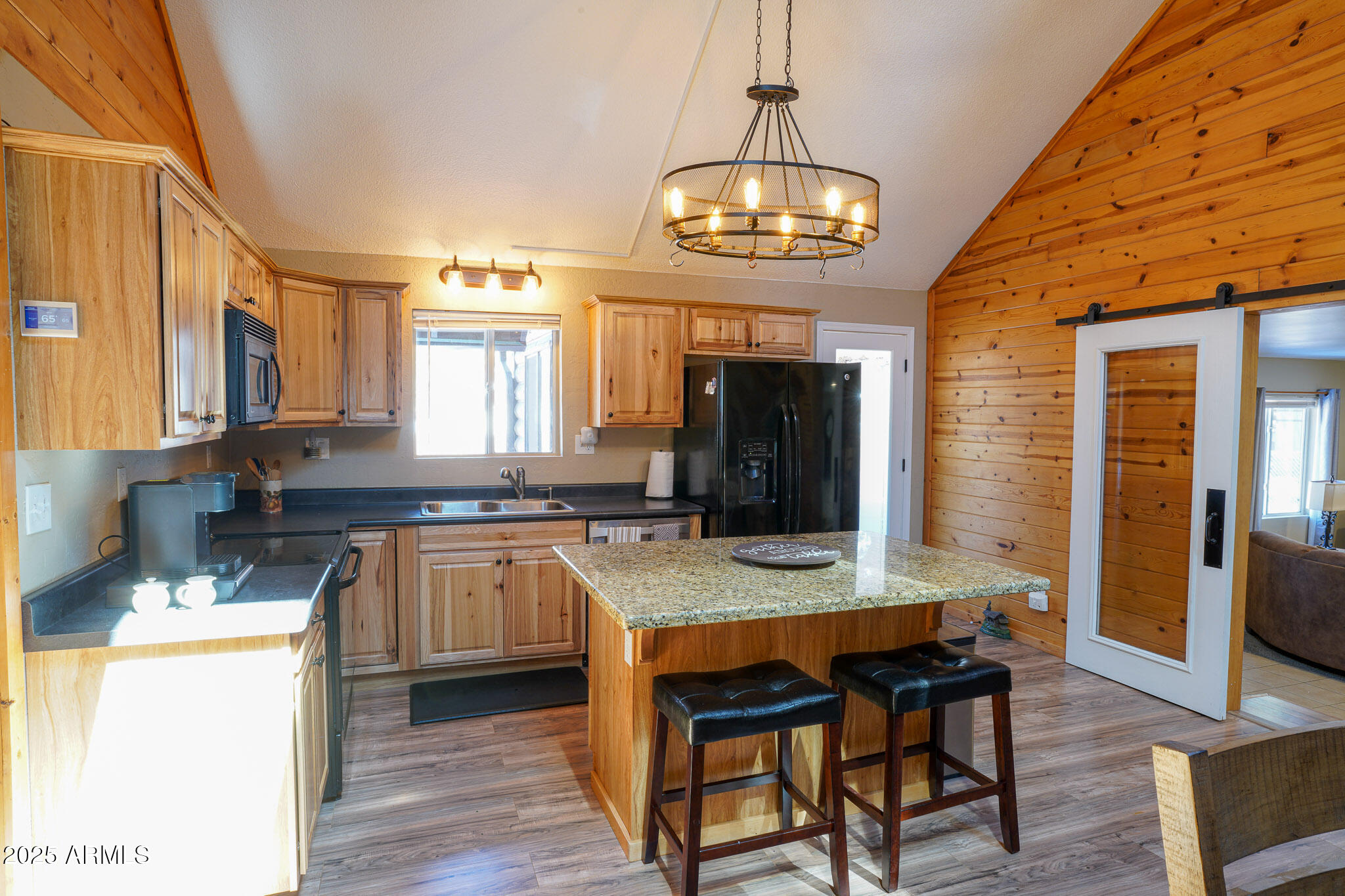 2812 Pinon Drive Property Photo 4