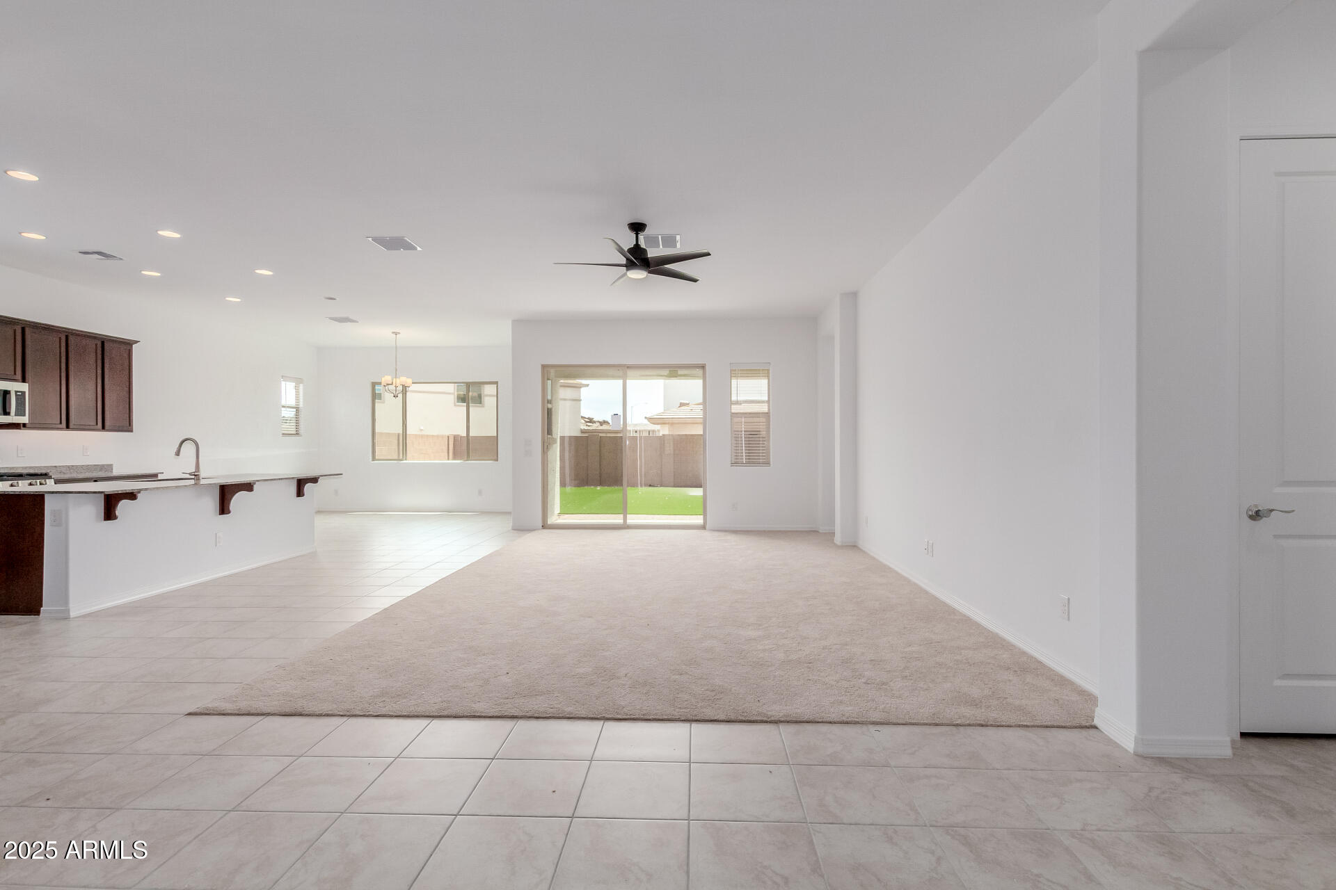 8817 W Denton Lane Property Photo 11