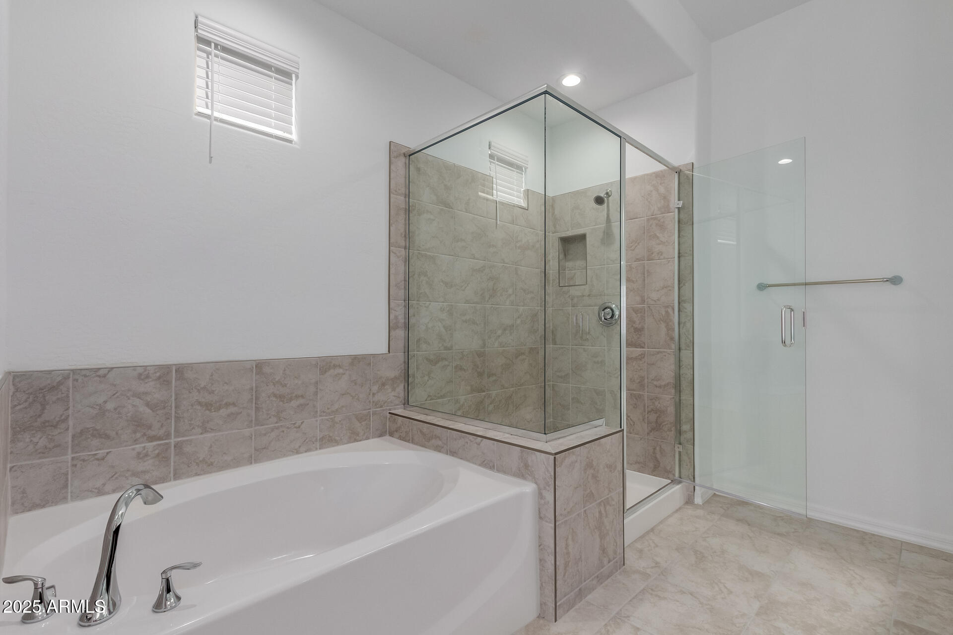 8817 W Denton Lane Property Photo 23