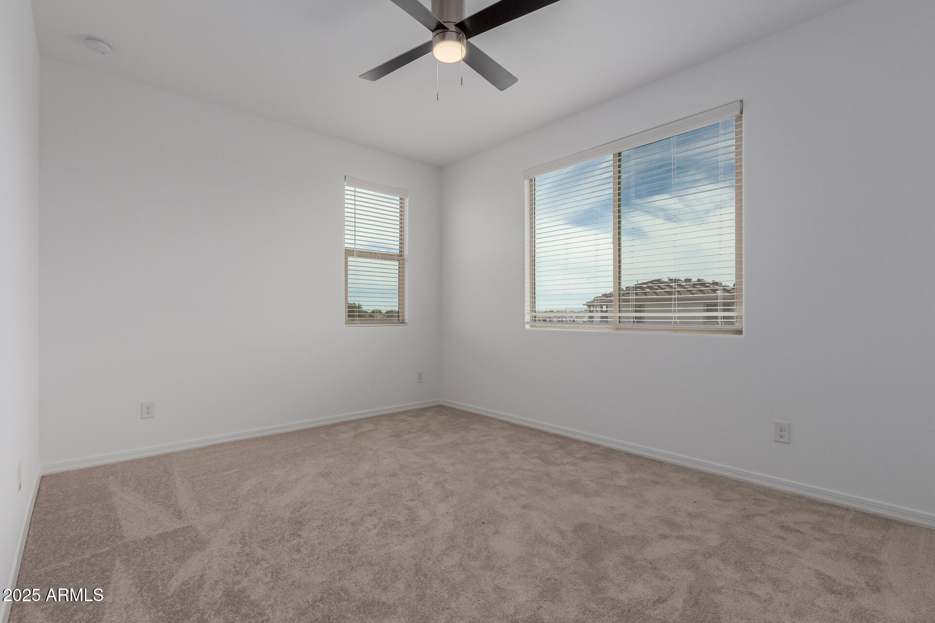 8817 W Denton Lane Property Photo 35