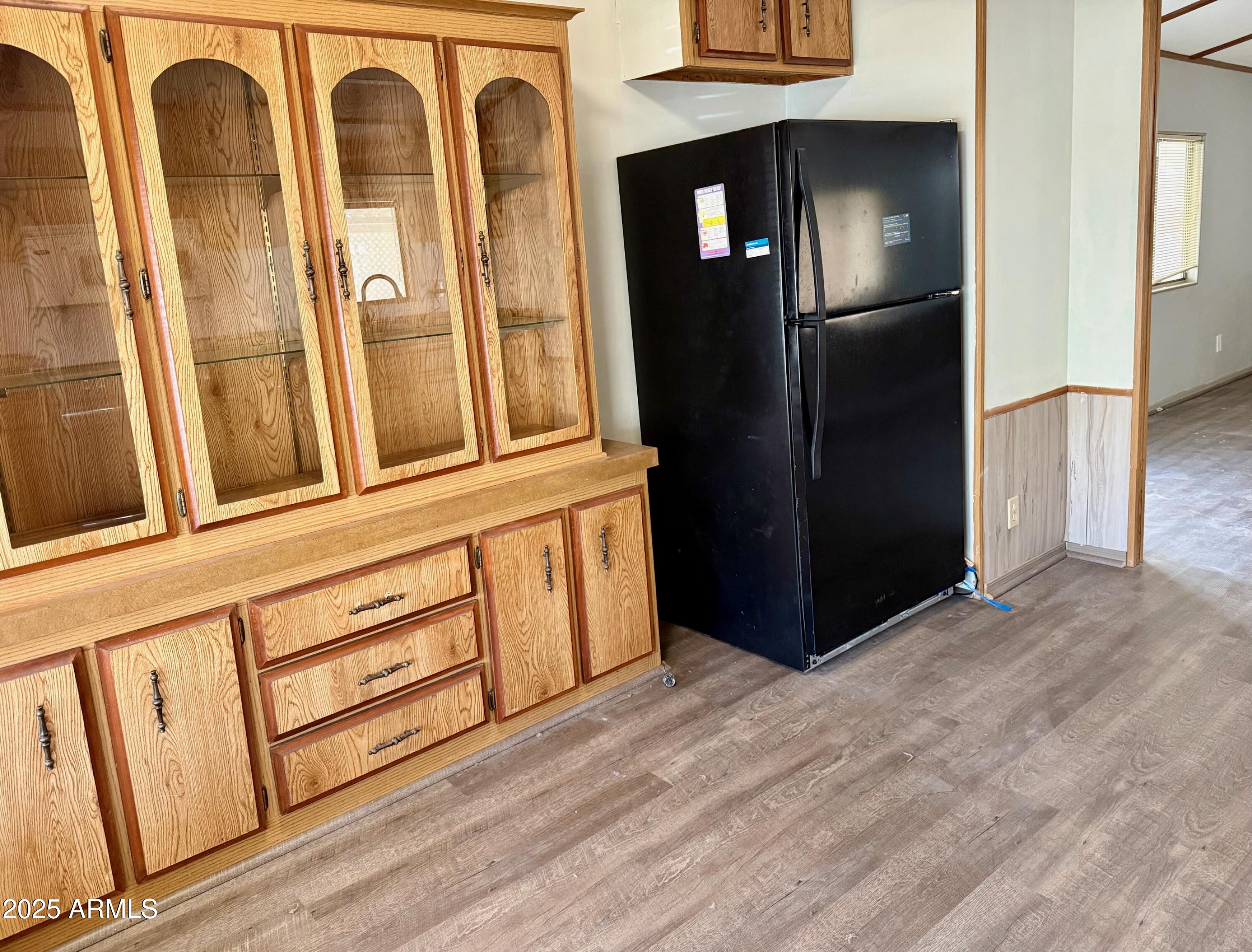 6942 W Olive Avenue Property Photo 14