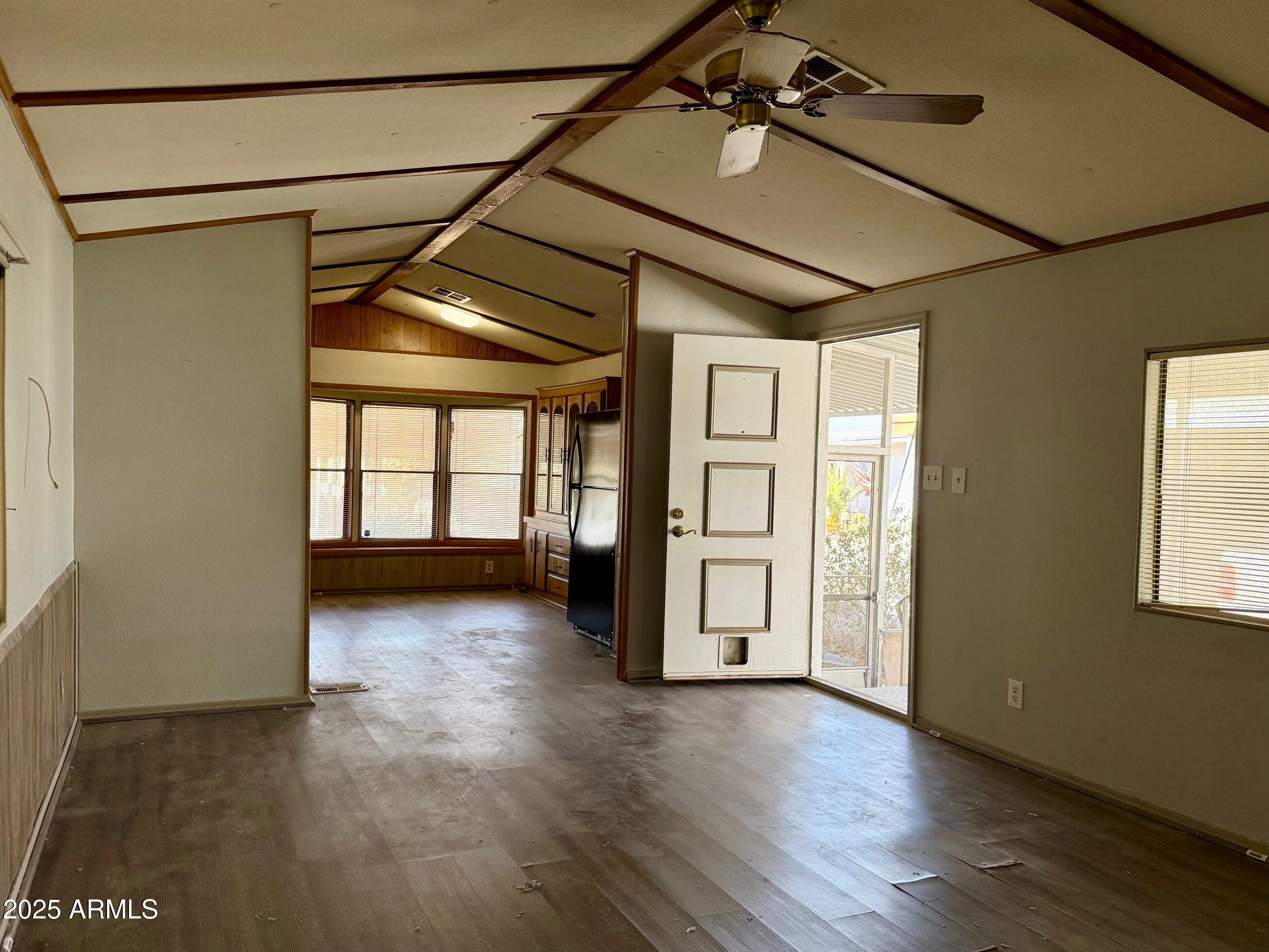 6942 W Olive Avenue Property Photo 16