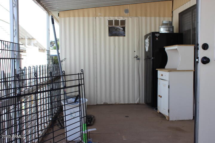 9501 E Broadway Road Property Photo 19