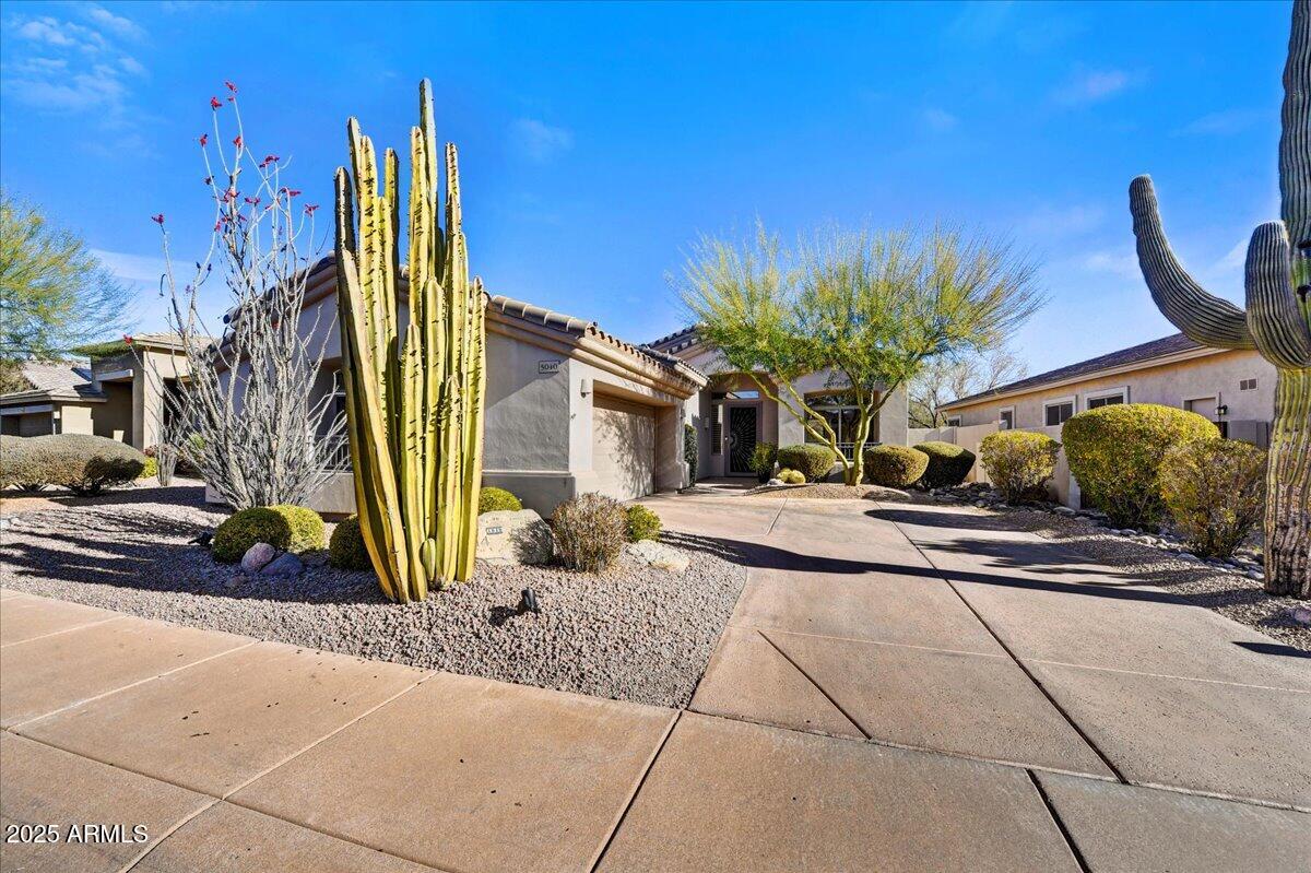 5040 E Robin Lane Property Photo 6