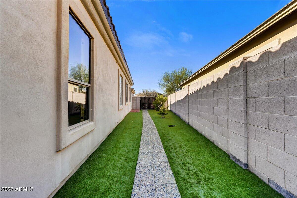 5040 E Robin Lane Property Photo 28