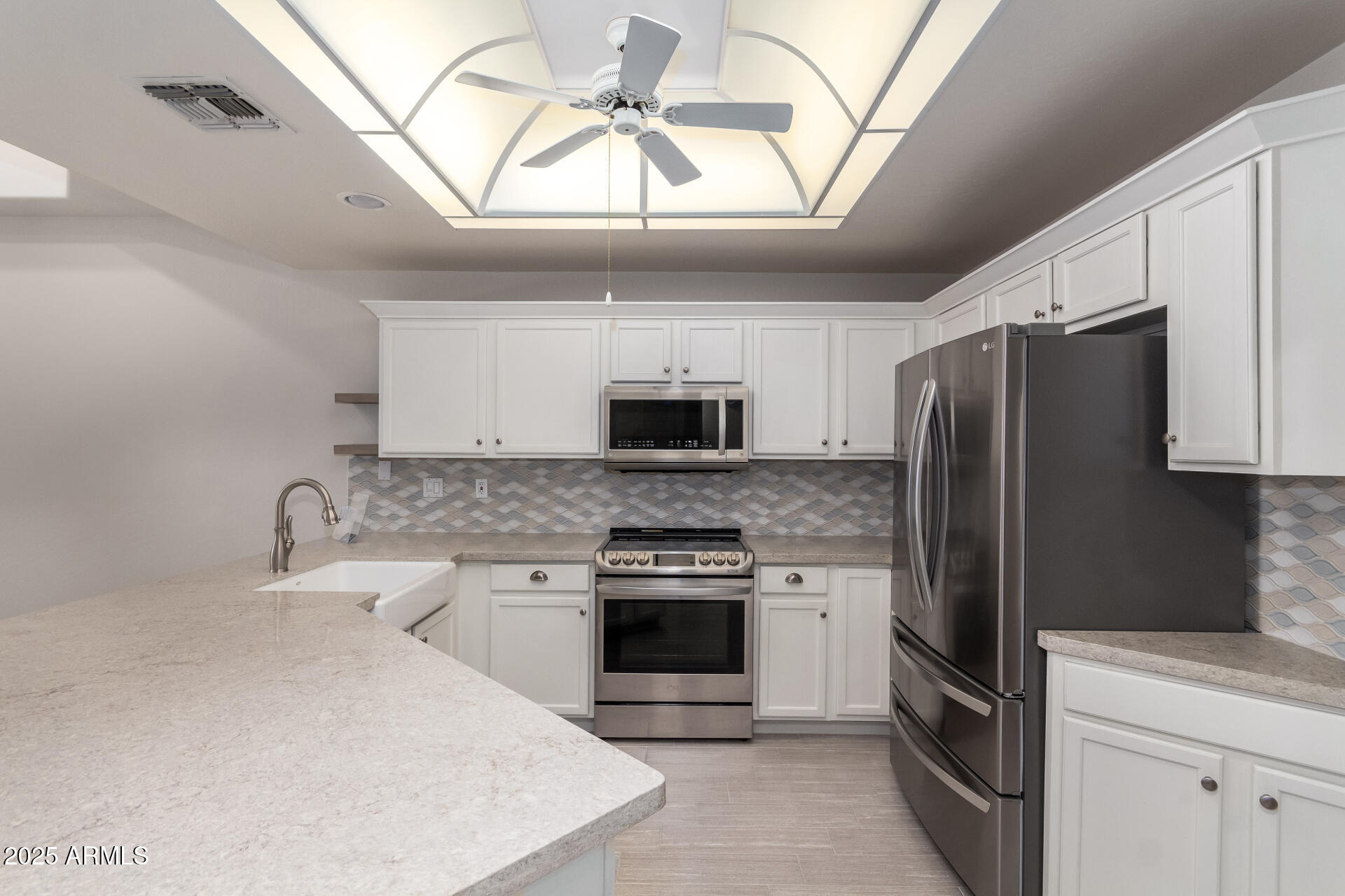 4202 E Broadway Road Property Photo 13